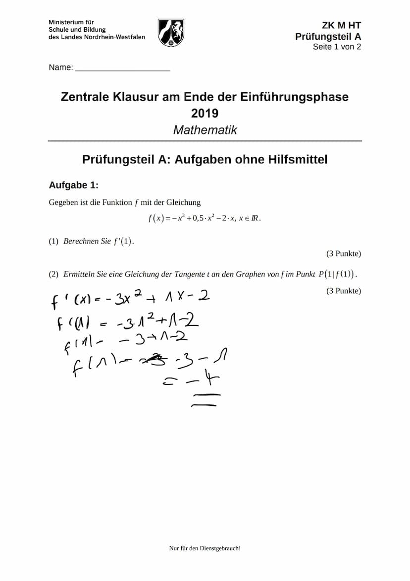 Ministerium für
Schule und Bildung
des Landes Nordrhein-Westfalen
Name:
de
Zentrale Klausur am Ende der Einführungsphase
2019
Mathematik
Prü