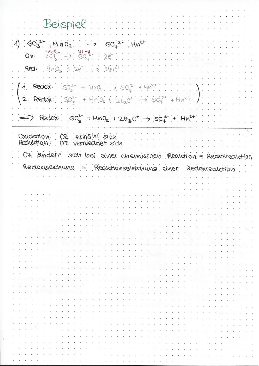 PP
OXIDATION & REDUKTION
GESCHICHTE
Ende des 17. Jnd prägte der Chemiker de Lavoisier den Begriff
der Oxidation als eine Reaktion eines Stof