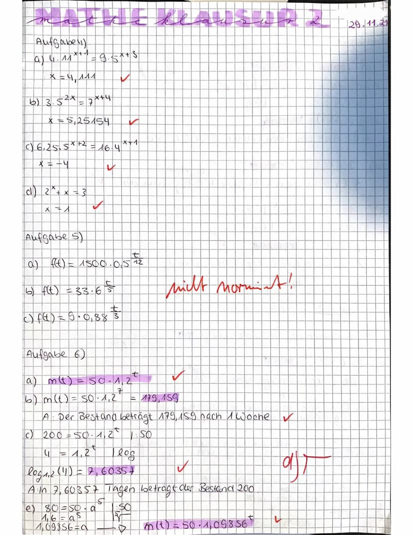 Aufgaben ohne Hilfsmittel
Aufgabe 1:
Lösen Sie folgende Exponentialgleichungen.
a) 2x-2 = 64
b) 3x = -1/1
c) 4²x+1 = 1
d) 27* = 3
Aufgabe 2: