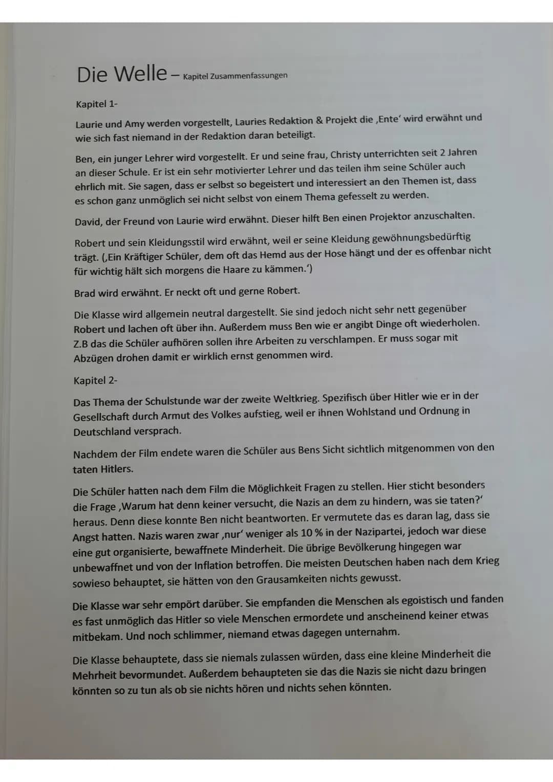 Die Welle - Kapitel Zusammenfassungen
Kapitel 1-
Laurie und Amy werden vorgestellt, Lauries Redaktion & Projekt die ,Ente' wird erwähnt und
