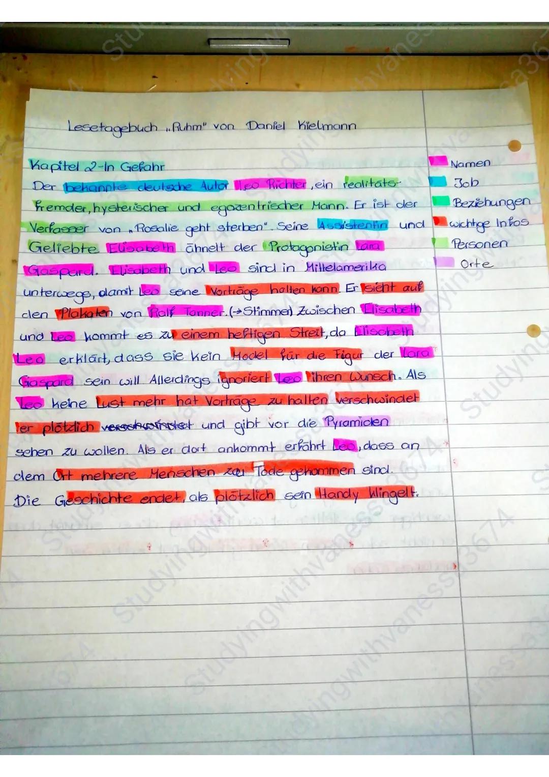 Stu

Namen
Job
Lesetagebuch Ruhm" von Daniel Kielmann

Kapitel A-Stimmen
Tamilienvater Ebeling ist Angestellter eines Unternehmens
Beziehung