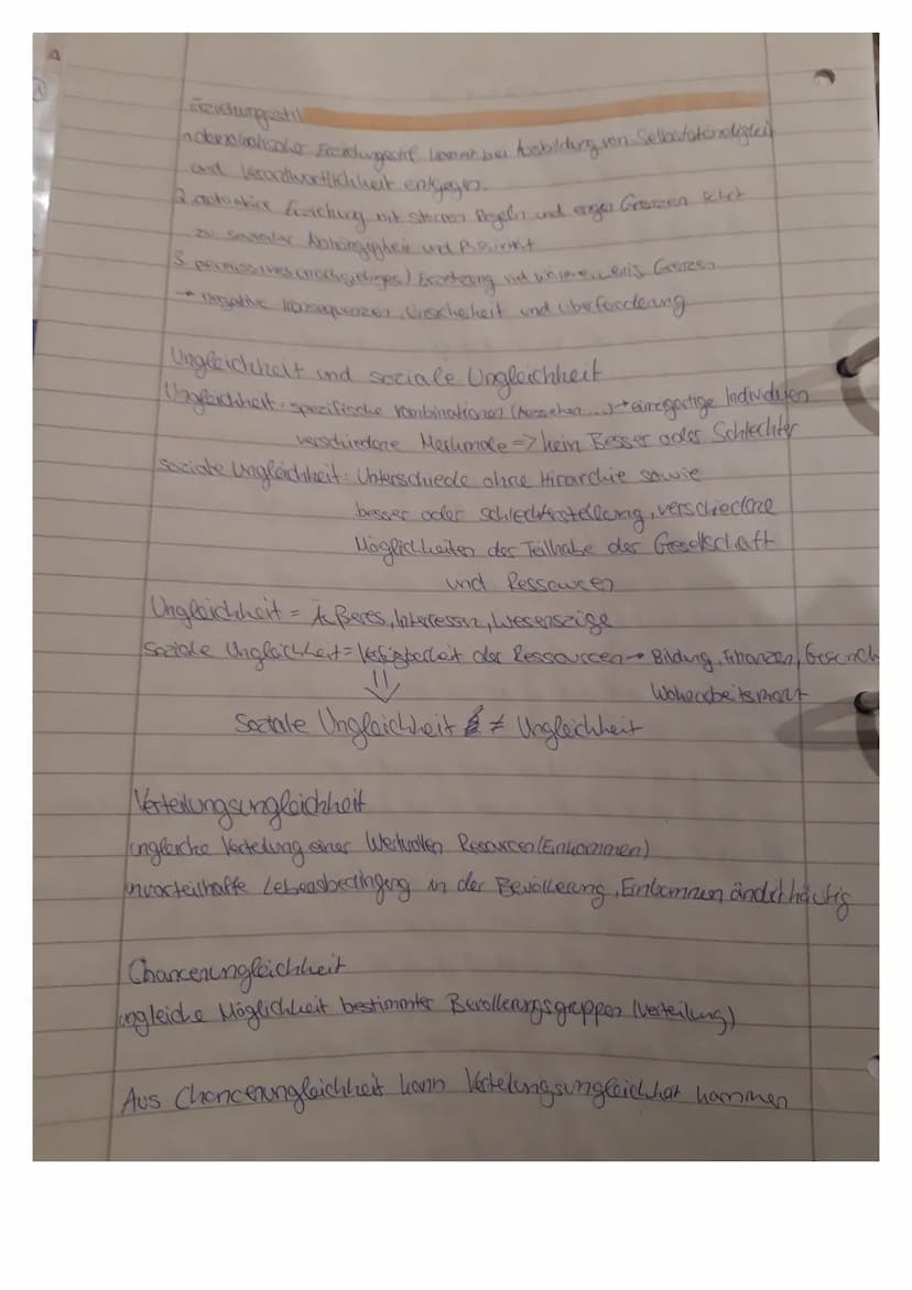 
<p>Die Definition der politischen Entscheidung fällt durch kriterienorientierte und argumentative Argumente, die die Effizienz einer politi
