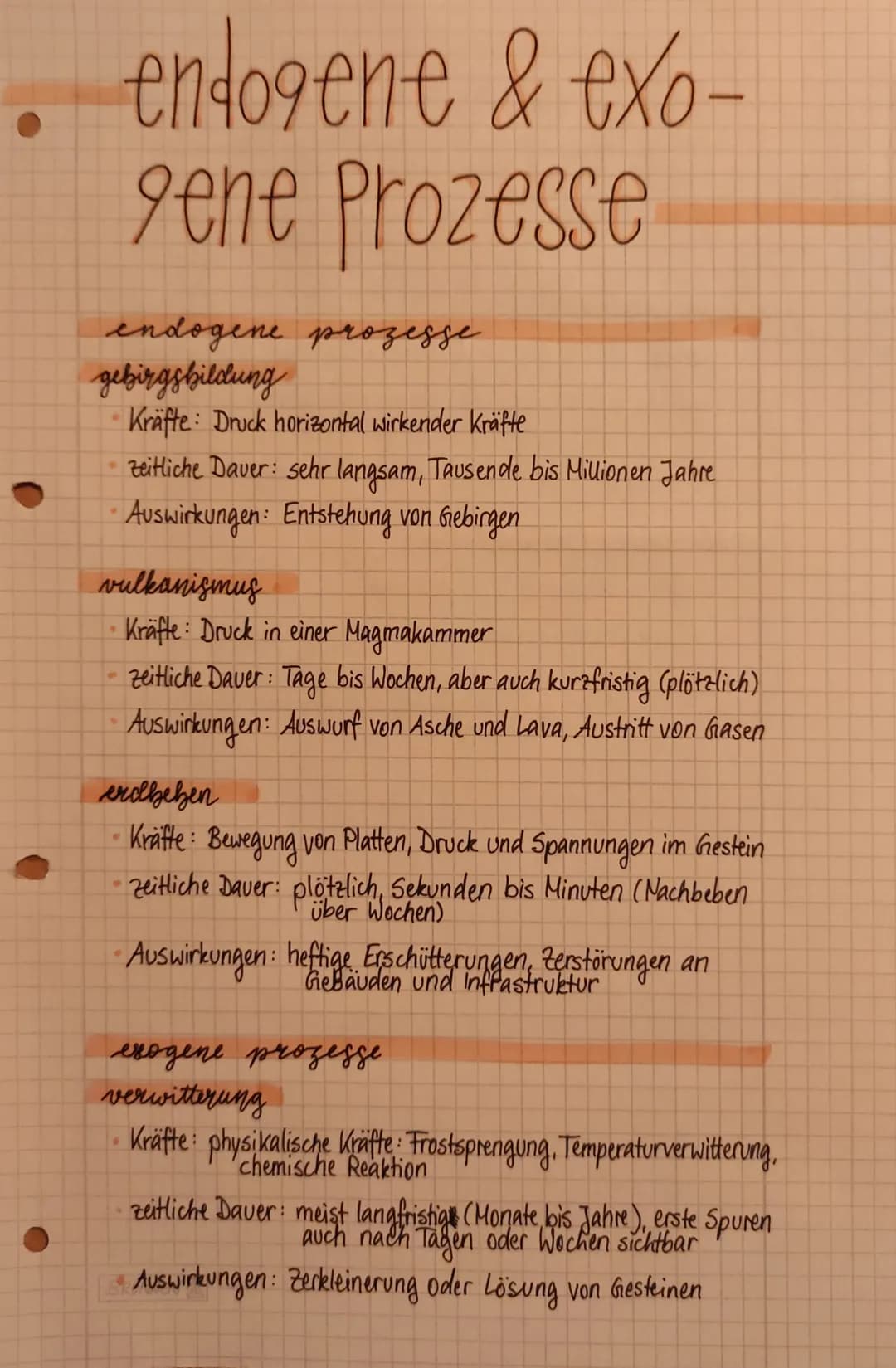 endogene & exo-
gene Prozesse
endogene prozesse.
gebirgsbildung
Kräfte: Druck horizontal wirkender Kräfte
vulkanismug
.
• Kräfte: Druck in e