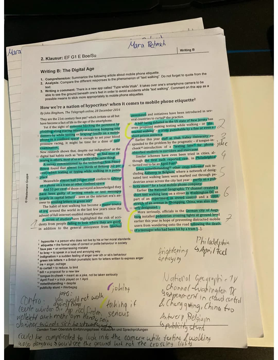 Mara Behnsch
$
D
Subordinate clause.
4 not a complete sentence
texting while walking is a big
issue with a high risk of acci-
dents and some