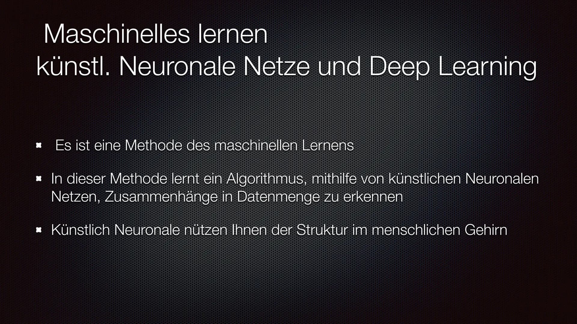 Künstliche Intelligenz
Von: Hannes Bauer Inhaltsverzeichnis
* Was ist ,,Künstliche Intelligenz"?
*
* Maschinelles Lernen
Kl im Einsatz
Schwä