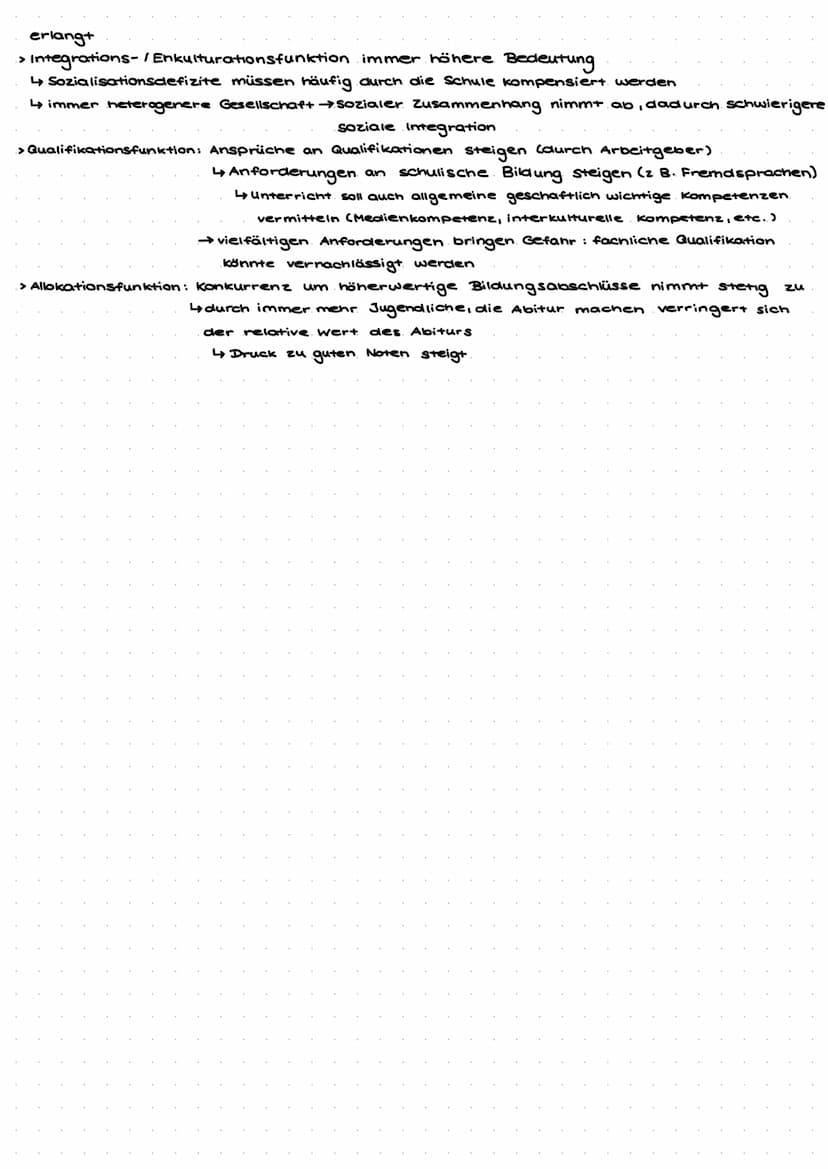 HELMUT FEND
THEORIE DER SCHULE
Steckbrief.
>geboren: 26 10. 1940
> Professor fur Pädagogik
>widmete sich der soziologischen Schultheorie + E