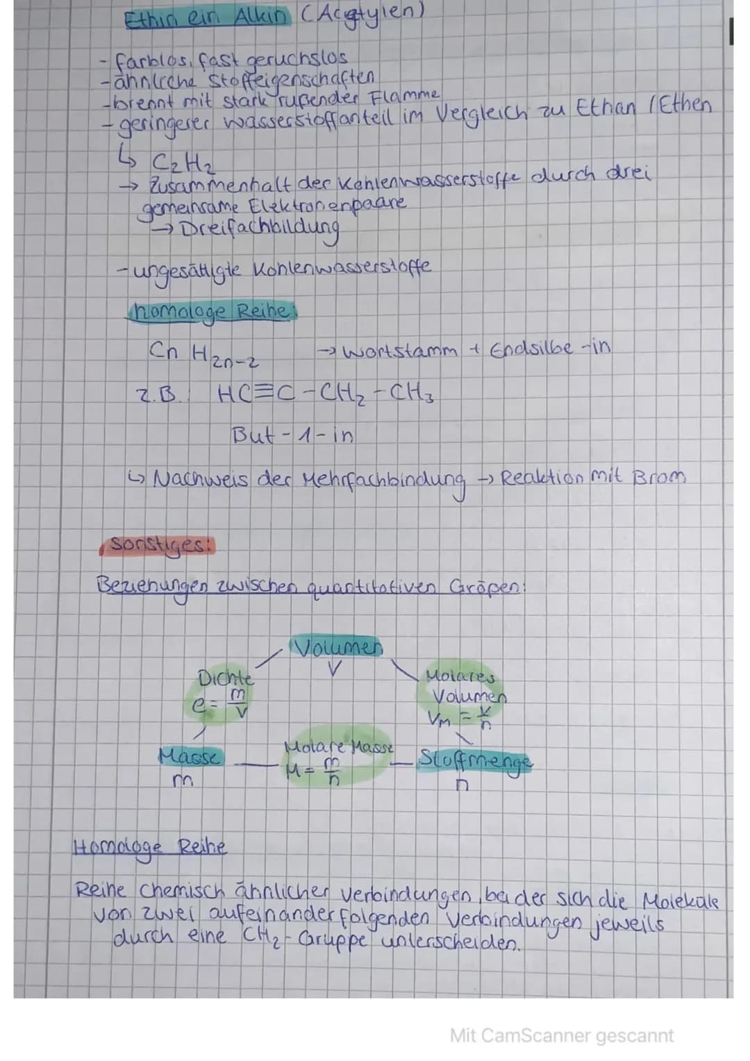 2⁹
L
Kohlenwasserstoffe
Organisine Chemie
organische Stoffe
Stoffe, die von Lebenden Organismen her-
gestellt werden. C+ Lebenskraft)"
→ Auc