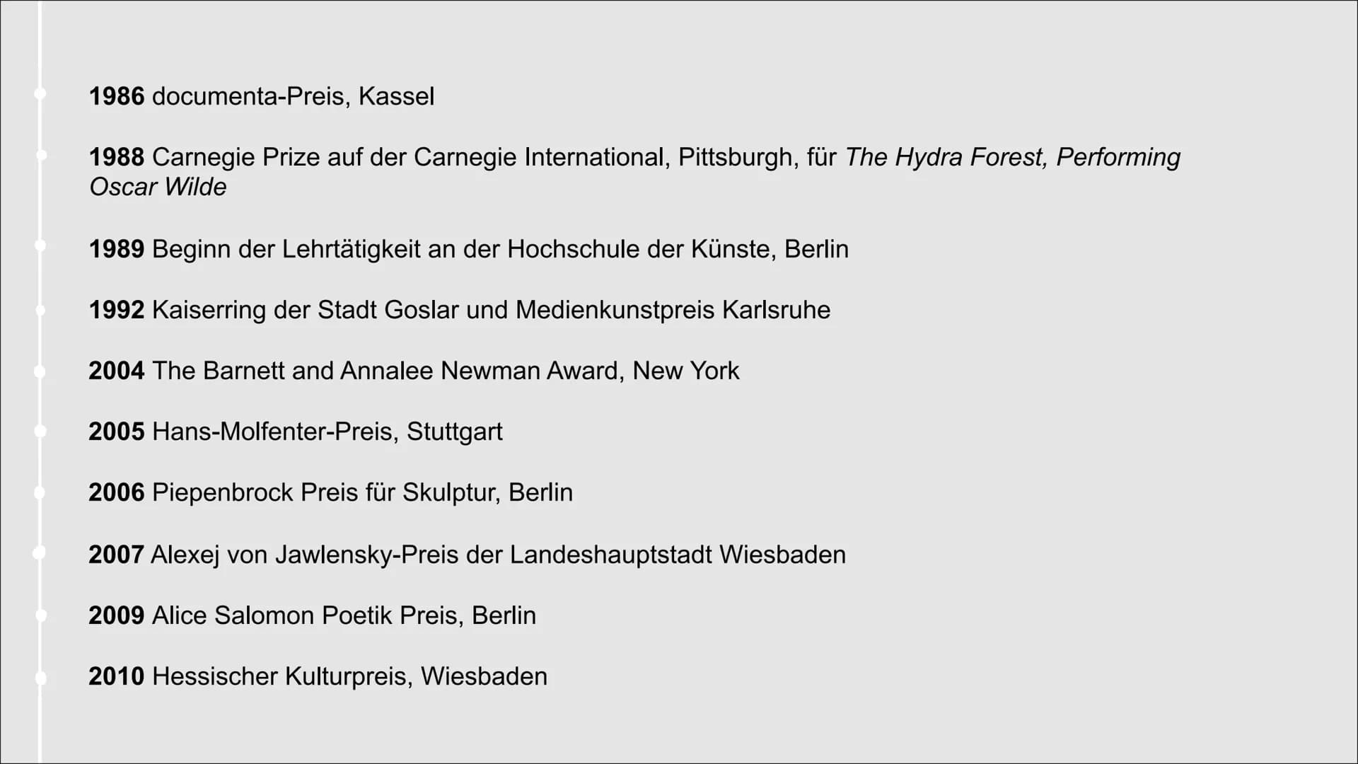 Rebecca Horn
Luca Speitmann Q₂ GR Inhaltsverzeichnis
● Steckbrief
• Lebenslauf
Filmographie
● Installationen
● Ihre Kunst
● Werke
●
Quellen 