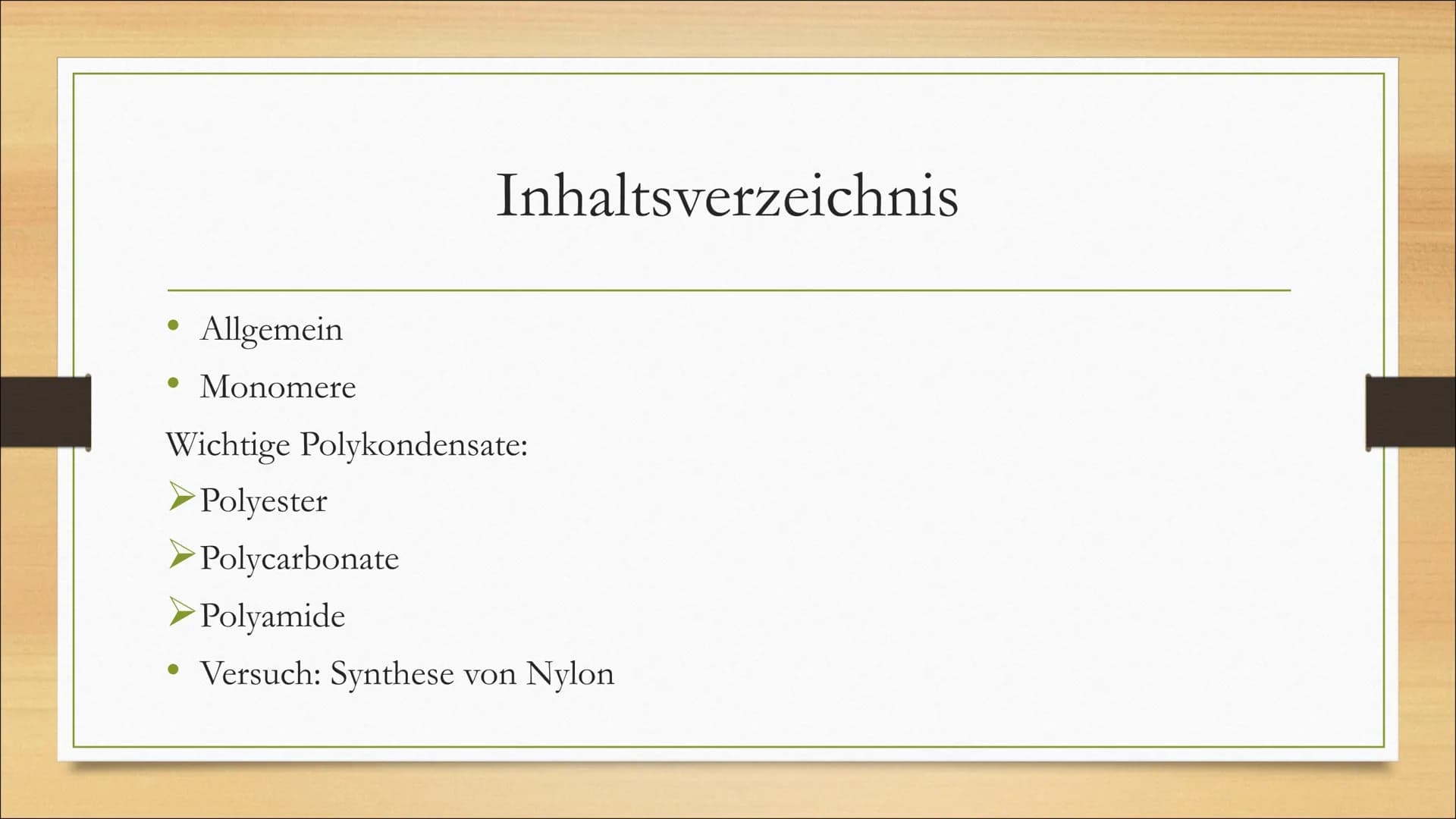Polykondensation
Von Jessy, Jolina und Leandra ●
Allgemein
Monomere
Inhaltsverzeichnis
Wichtige Polykondensate:
➤Polyester
➤Polycarbonate
Po