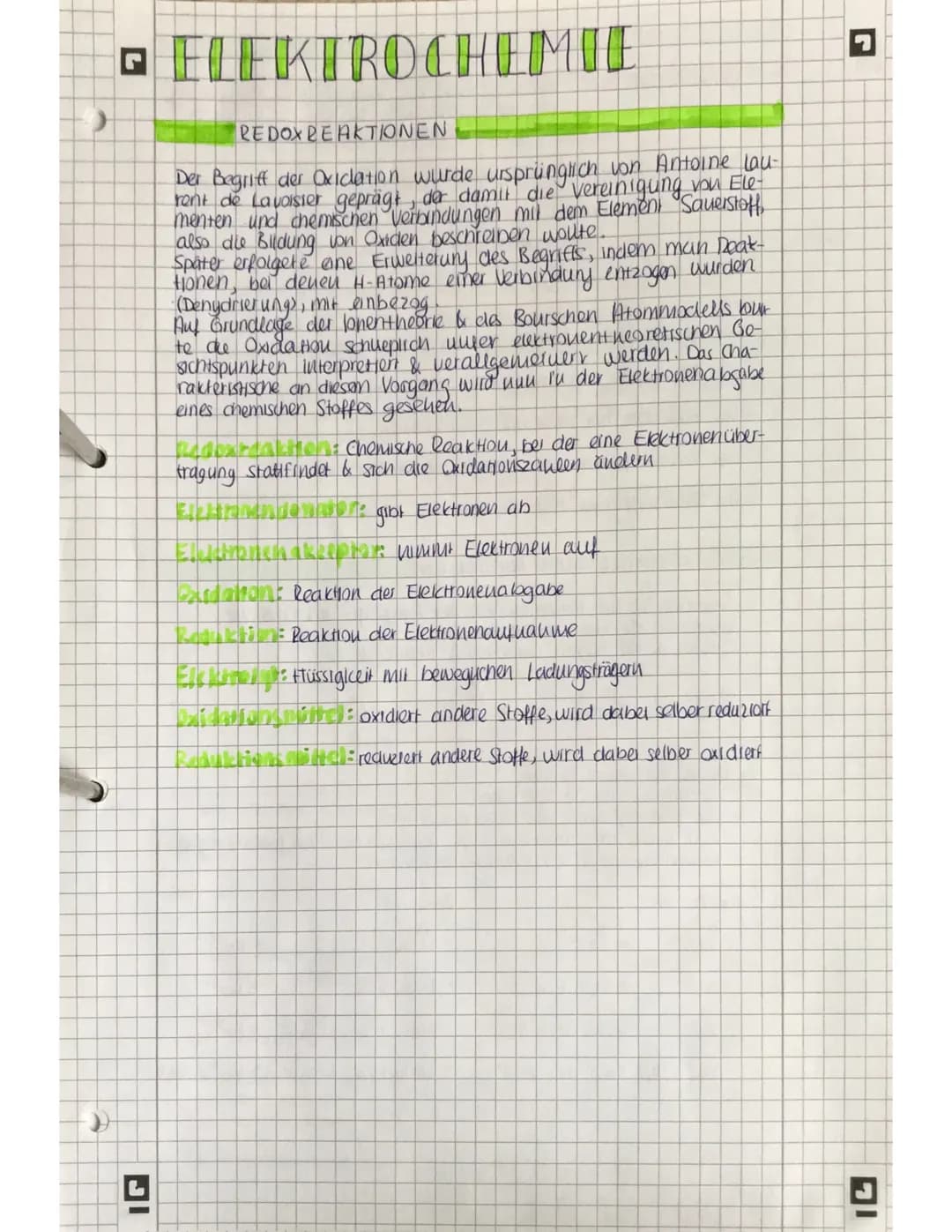 ELEKTROCHEMIE
REDOX REAKTIONEN
Der Begriff der Oxiclation wurde ursprünglich von Antoine lau-
rent de Lavoisier geprägt, der damit die verei