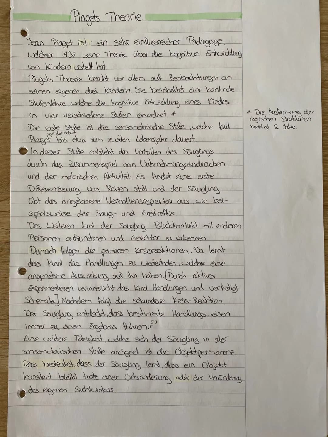 Piagels Theorie
Jean Piaget ist ein sehr einflussreicher Pädagoge,
welcher 1937 seine Theorie über die kognitive Entwicklung
von Kinder erst