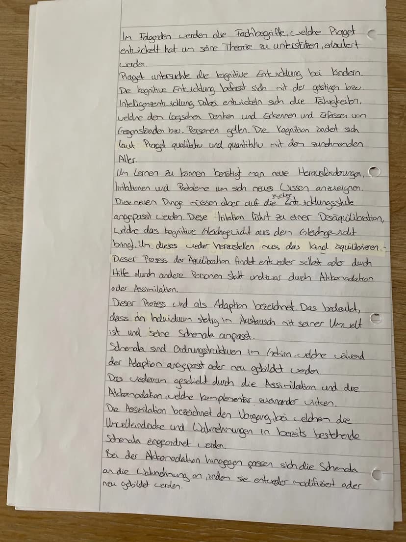 Piagels Theorie
Jean Piaget ist ein sehr einflussreicher Pädagoge,
welcher 1937 seine Theorie über die kognitive Entwicklung
von Kinder erst