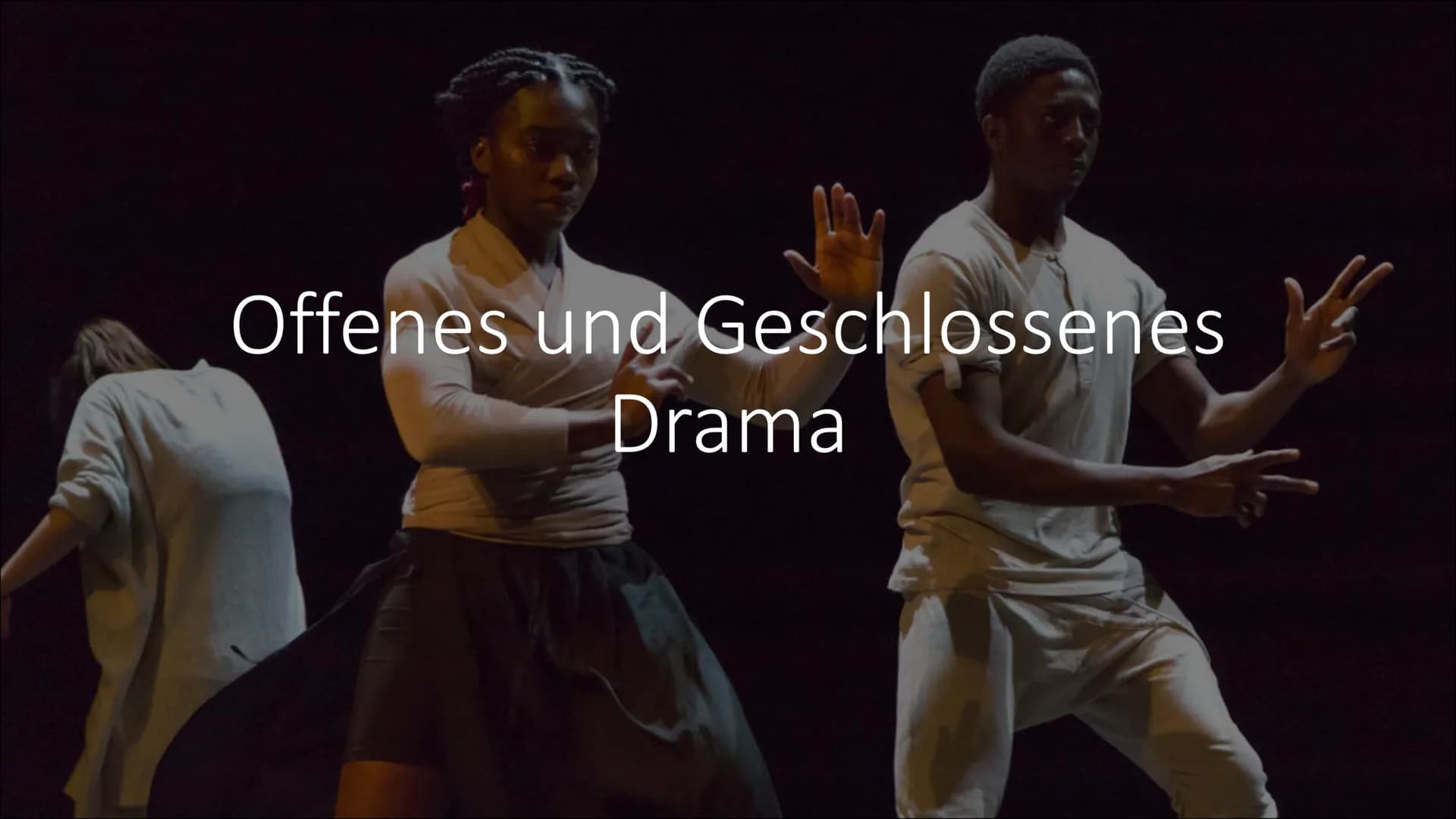 Offenes und Geschlossenes
Drama Gliederung
Grundstruktur eines Theaterstücks
Aufbau eines Dramas
Aristoteles
Komödie & Tragödie
Geschlossene