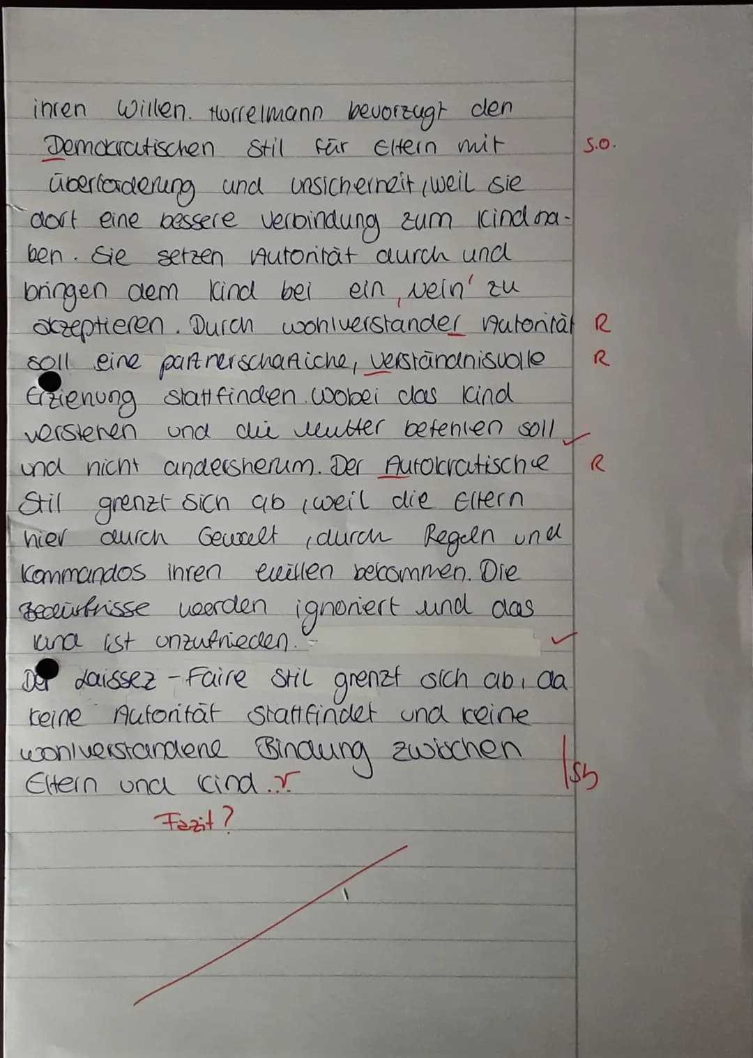 Kübra
2.
Aufgabenstellung:
1. Fasse den Text kurz zusammen und beschreibe, worin der Autor die Ursachen für die
Überforderung mancher Eltern
