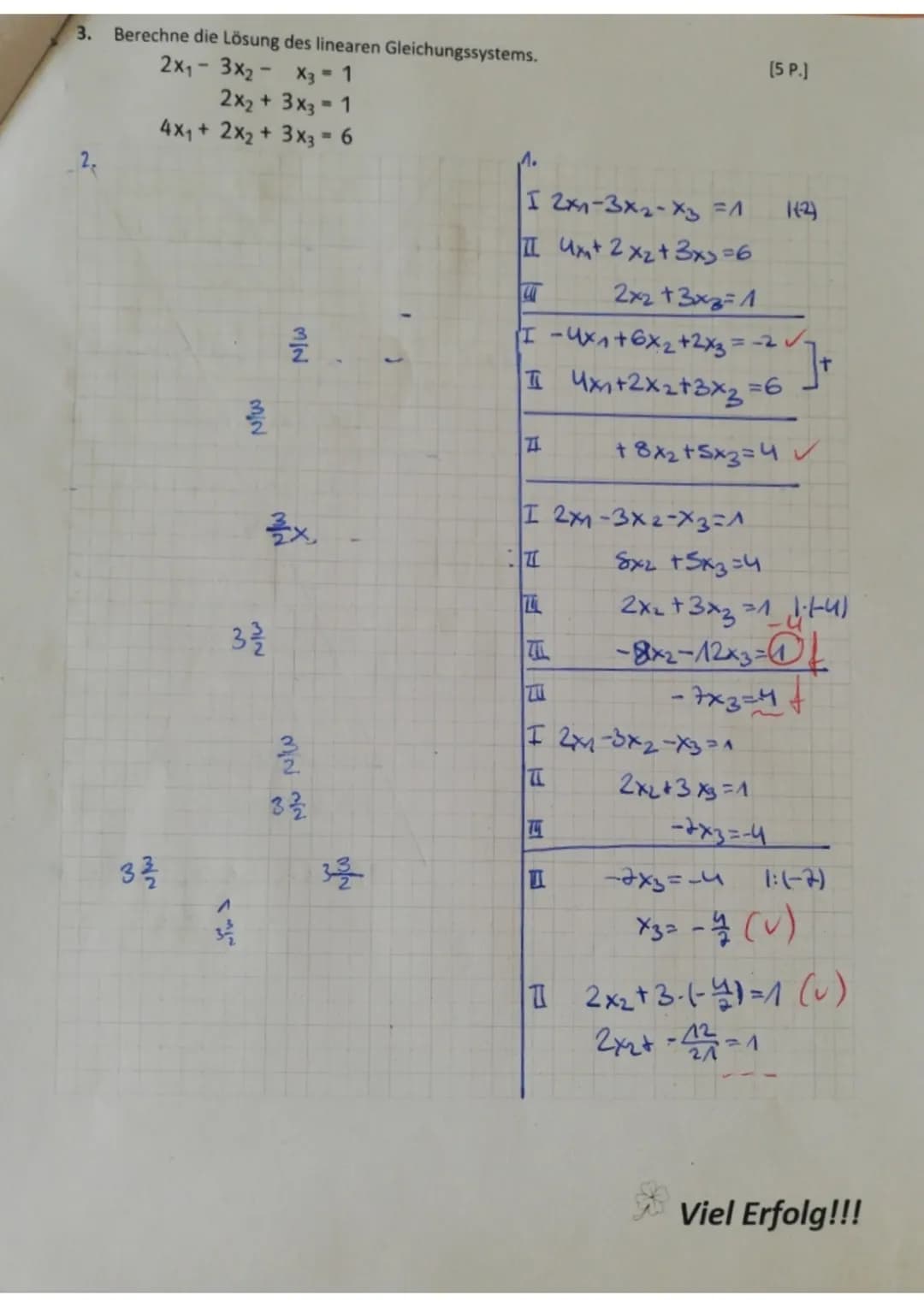 5. Aufgabe
Eine antike Pyramide hat die Ecken 4(100|0|0), B(100 100|0). C(0|100 | 0) und D(0 0 0) und
die Spitze S(50|50|100). Aus der Seite