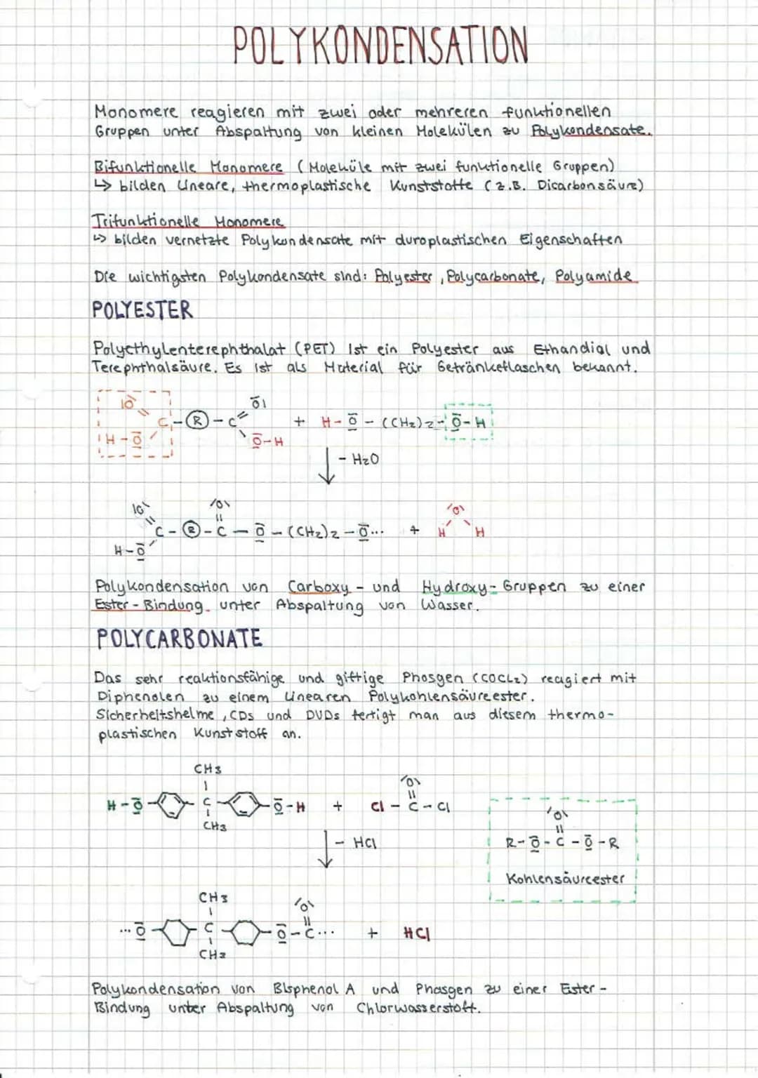 POLYKONDENSATION
Monomere reagieren mit zwei oder mehreren funktionellen.
Gruppen unter Abspaltung von kleinen Molekülen zu Polykondensate.
