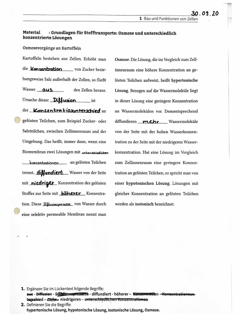 Diffusion
→ Mischvorgänge, die ohne Einwirkung von außen
ablaufen, bezeichnet man als Diffusion.
Wassermolekule
Wassermoleküle
Membran → (se