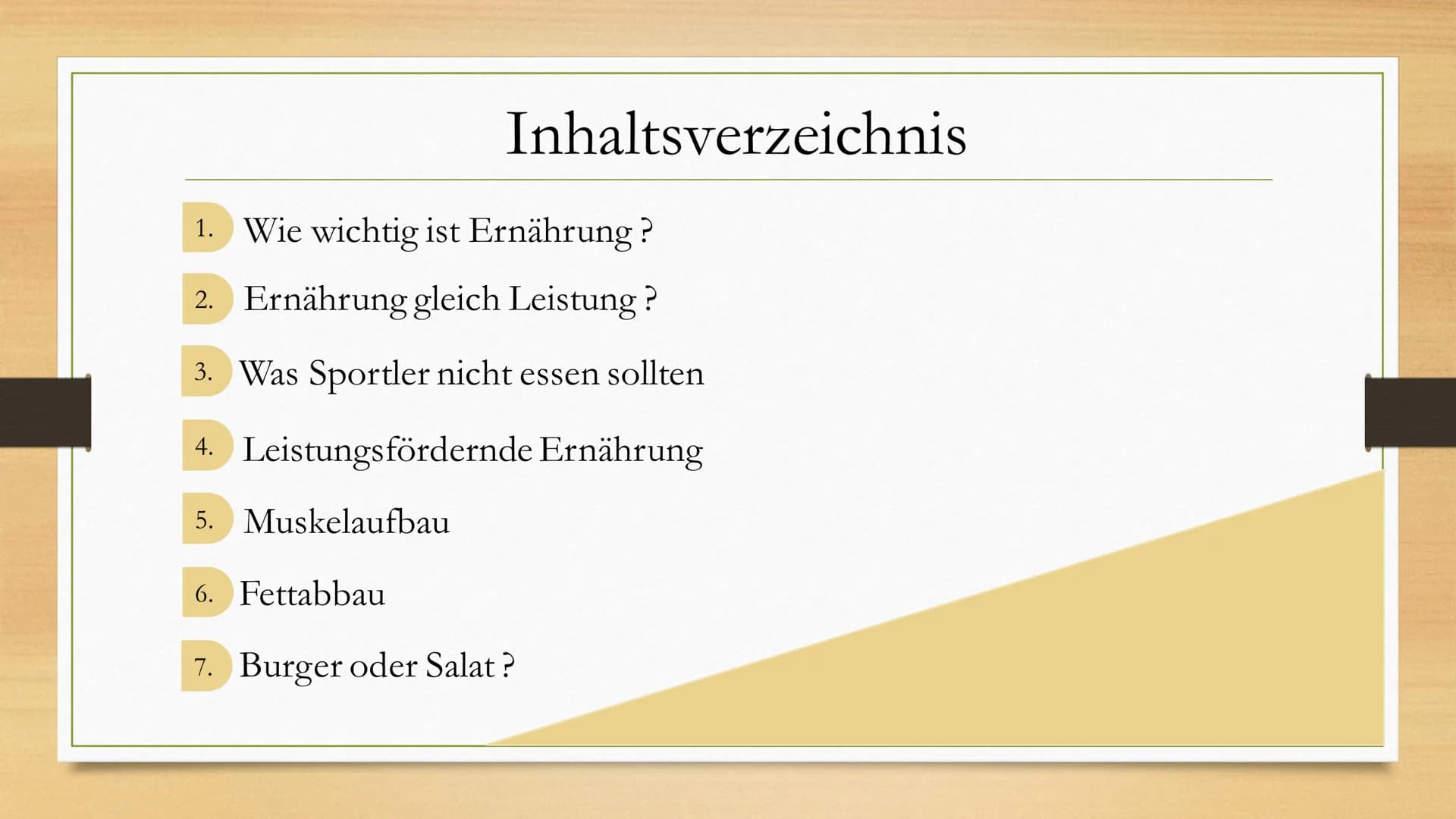 65 88 89
1 12 15
Ernährung
Sport und Inhaltsverzeichnis
1. Wie wichtig ist Ernährung ?
2. Ernährung gleich Leistung?
3. Was Sportler nicht e