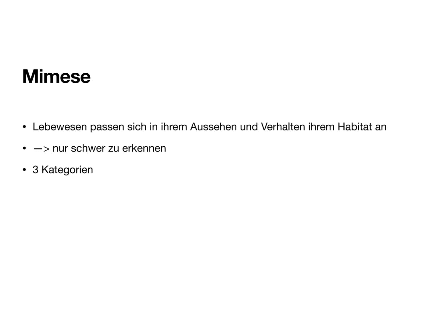 Tarnung und Warnung
Mimikry und Mimese Tarnung
Krypsis
●
●
Vorgang oder Zustand—> irreführende Signale an ein anderes Lebewesen zu
senden
Ir