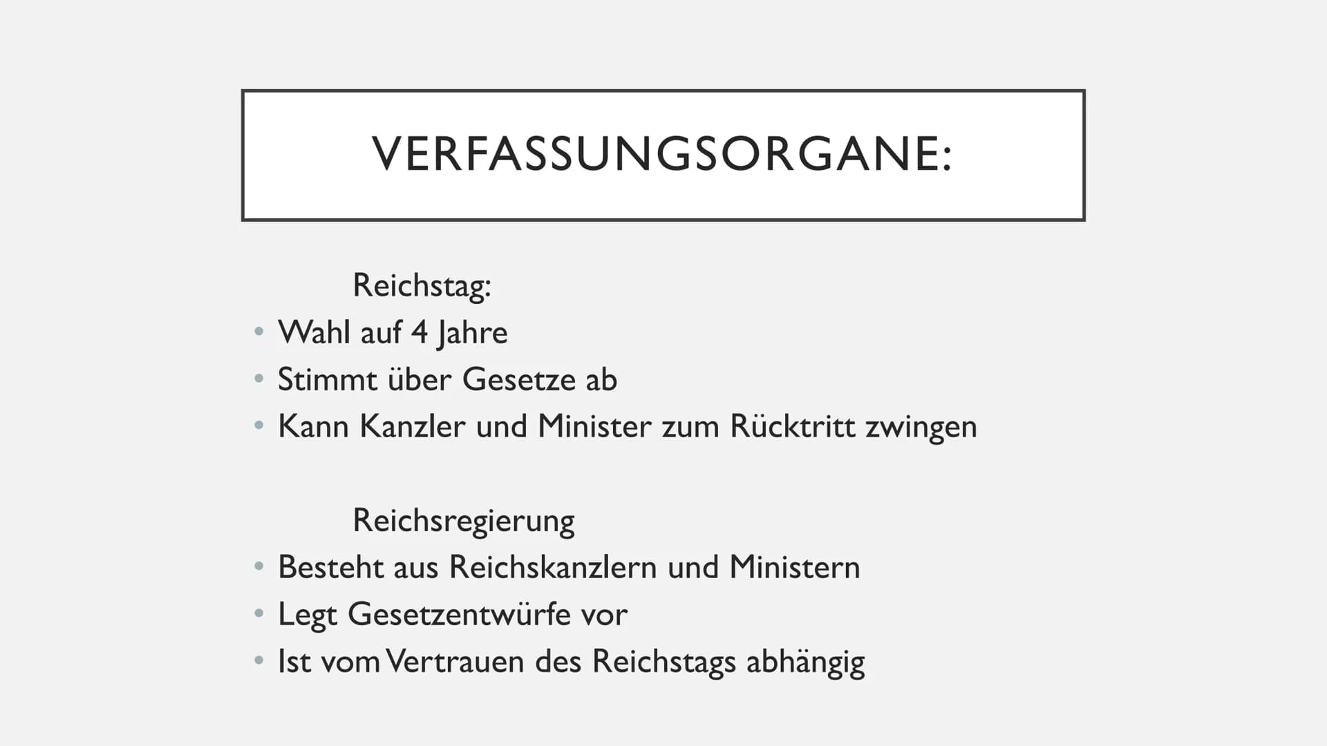 DIE WEIMARER
VERFASSUNG GLIEDERUNG:
1. Aufbau der Verfassung
II. Neue Rechte und Freiheiten des Volkes
III. Verteilung der Macht
IV.Mögliche