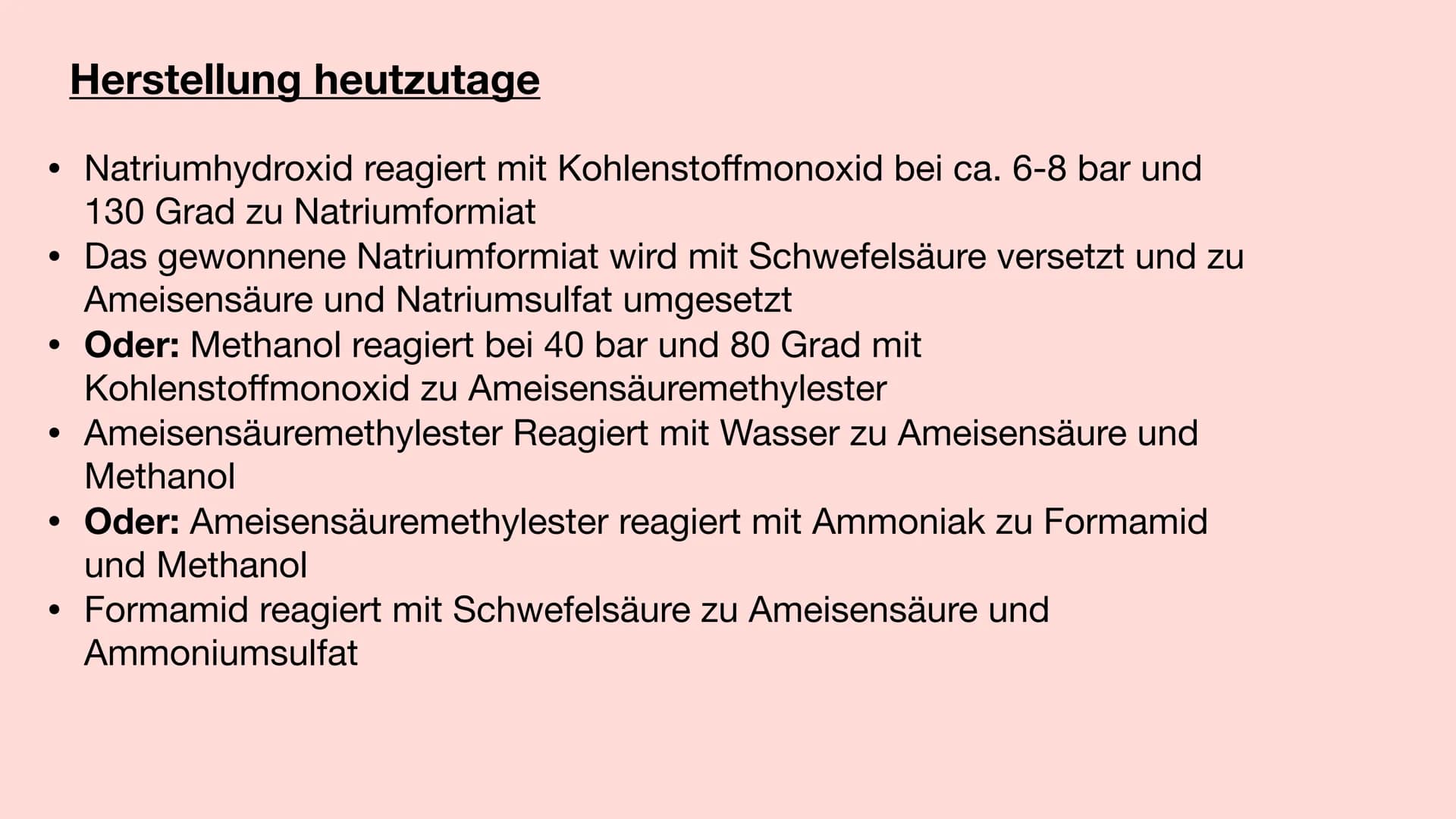 Ameisensäure Geschichte der Ameisensäure
●
Einige Naturalisten und Alchemisten beobachteten Anfang des 15.
Jahrhunderts, wie Ameisen eine sa