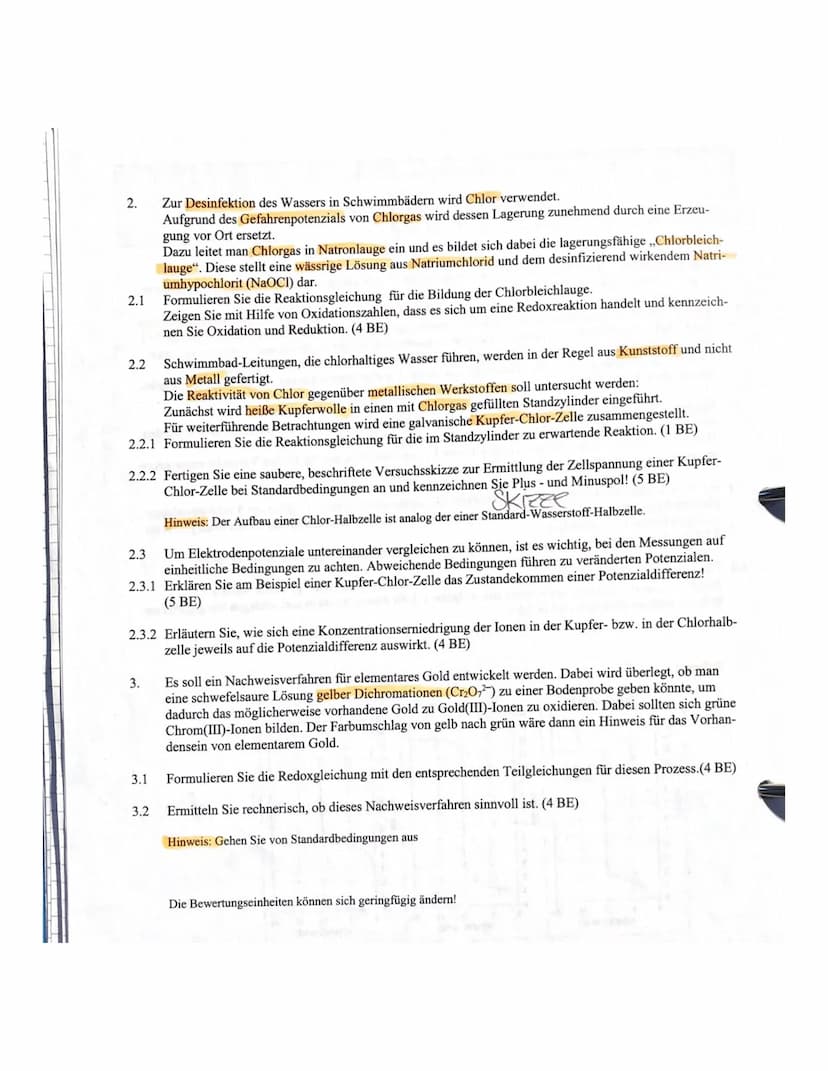 1.
Die Neutralisationstitration ist ein gängiges maßanalytisches Verfahren zur Bestimmung der Konzentra-
tion von sauren bzw. alkalischen Lö