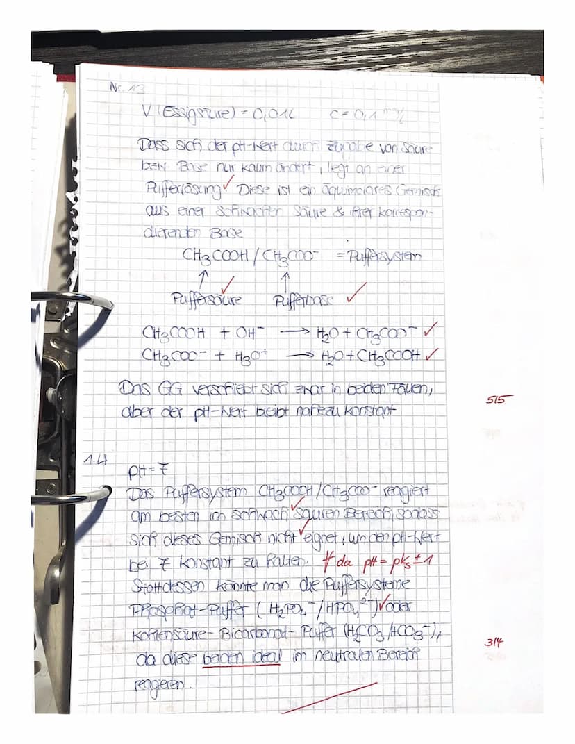 1.
Die Neutralisationstitration ist ein gängiges maßanalytisches Verfahren zur Bestimmung der Konzentra-
tion von sauren bzw. alkalischen Lö
