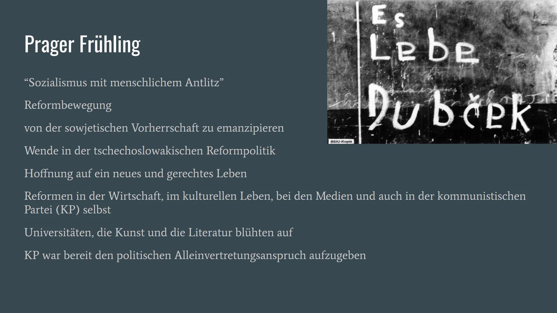 PRAGER FRÜHLING 1968
15.02.2022 In der Nacht vom 20. auf den 21.August
1968 rücken Truppen von fünf Warschauer
Pakt-Staaten in die Tschechos