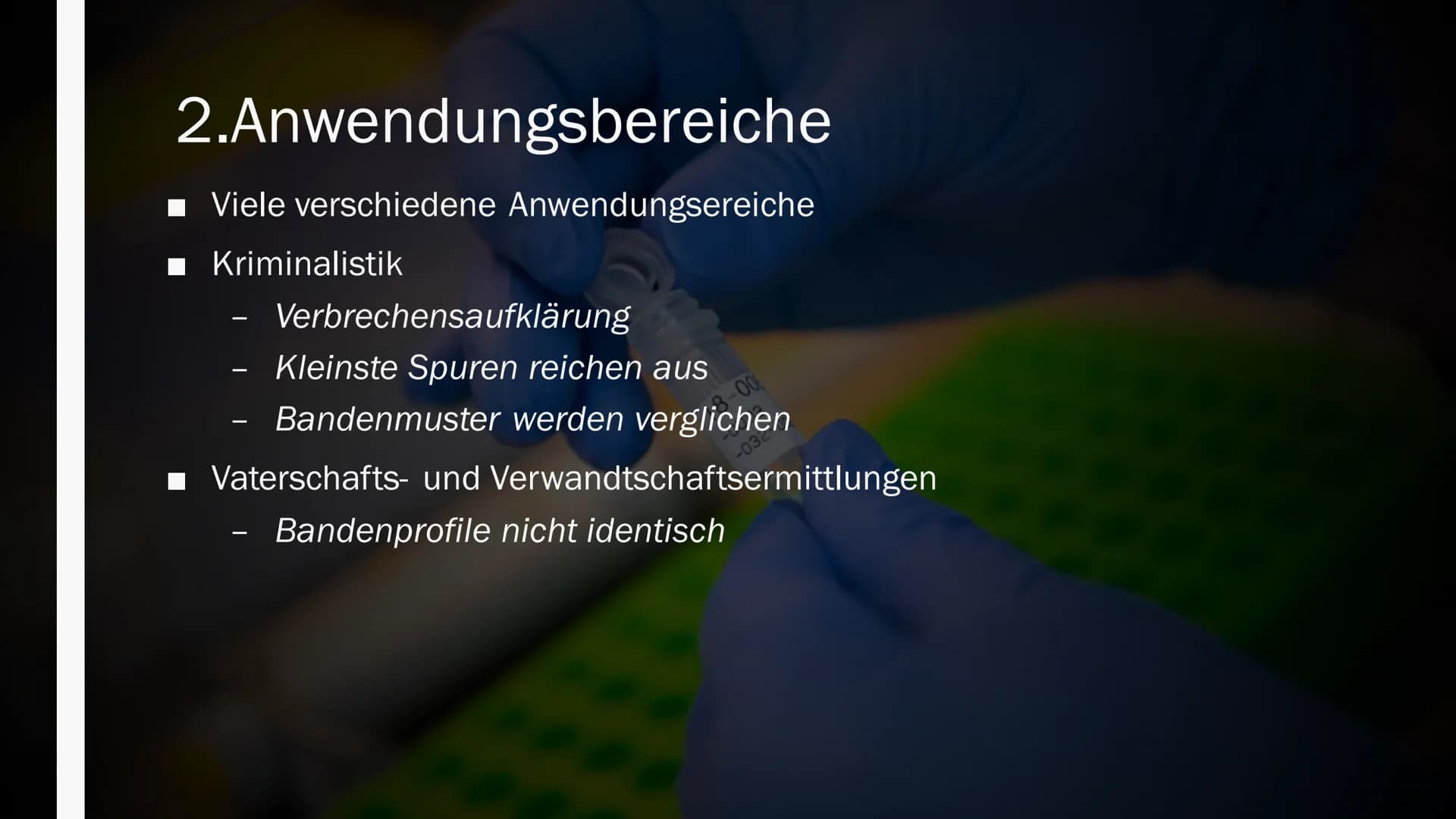 GENETISCHER
FINGERABDRUCK
Von Maya Zorn Gliederung
1. Allgemeine Informationen
2. Anwendungsbereiche
3. Durchführung
3.1 PCR-Methode
3.2
3.3