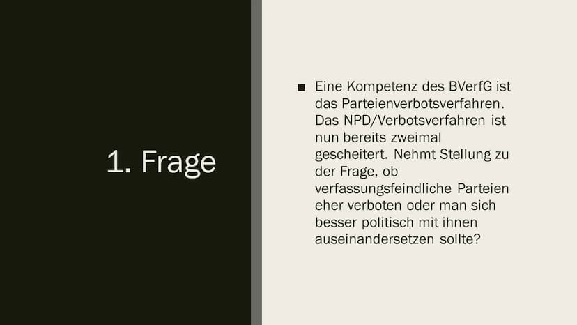 $2
BUNDESVERFASSUNGSGERICHT Inhalt
■Allgemeines
■Aufgaben
■ Richter
1. Frage
■ 2. Frage Allgemeines
Bundesverfassungsgericht sitzt in Karlsr