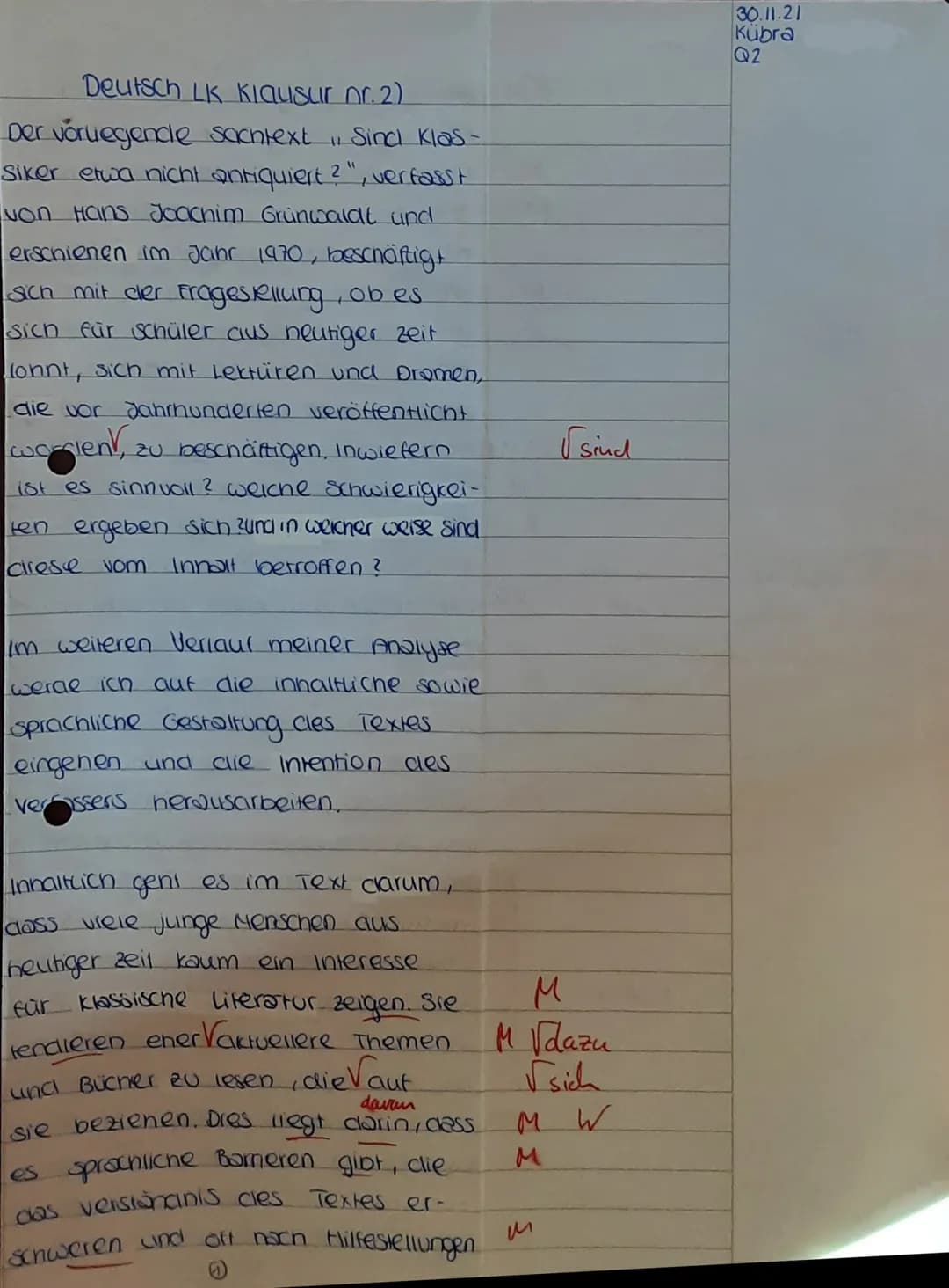 Deutsch LK Klausur nr. 2)
Der vorliegendle sachtext, Sindl Klas -
siker etwa nicht antiquiert?", verfasst
von Hans Joachim Grünwaldt und
ers