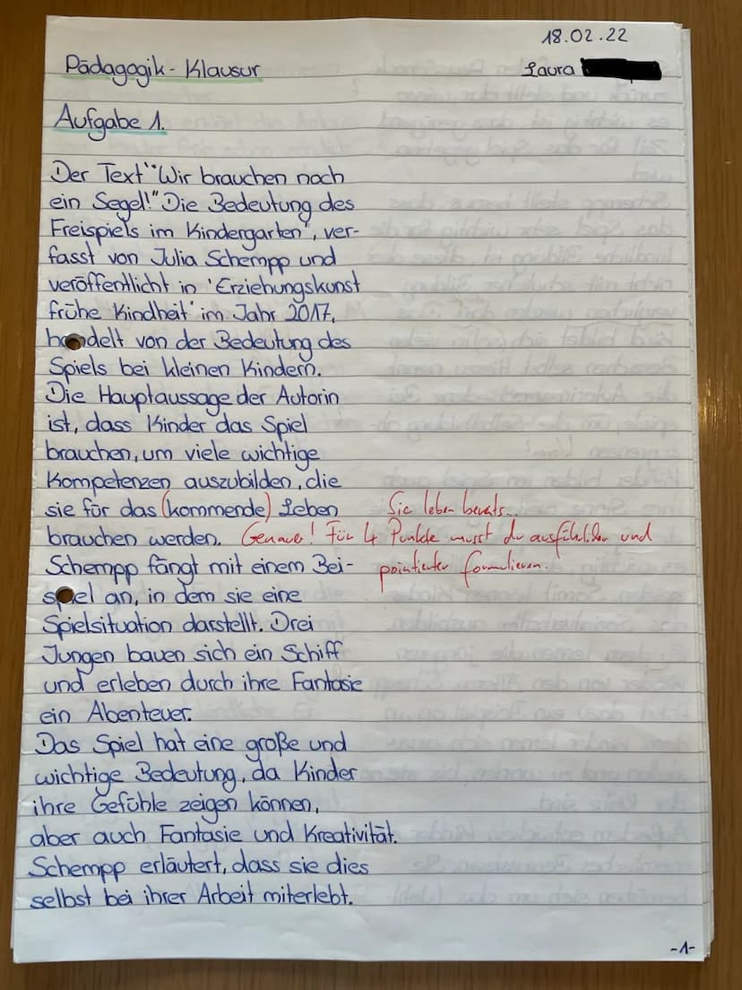 Pädagogik LK Q2
Vorabitur-Klausur
Aufgaben:
Herr
Gesamtschule
18.02.2022
1. Formulieren Sie die Hauptaussage der Autorin, stellen Sie den In