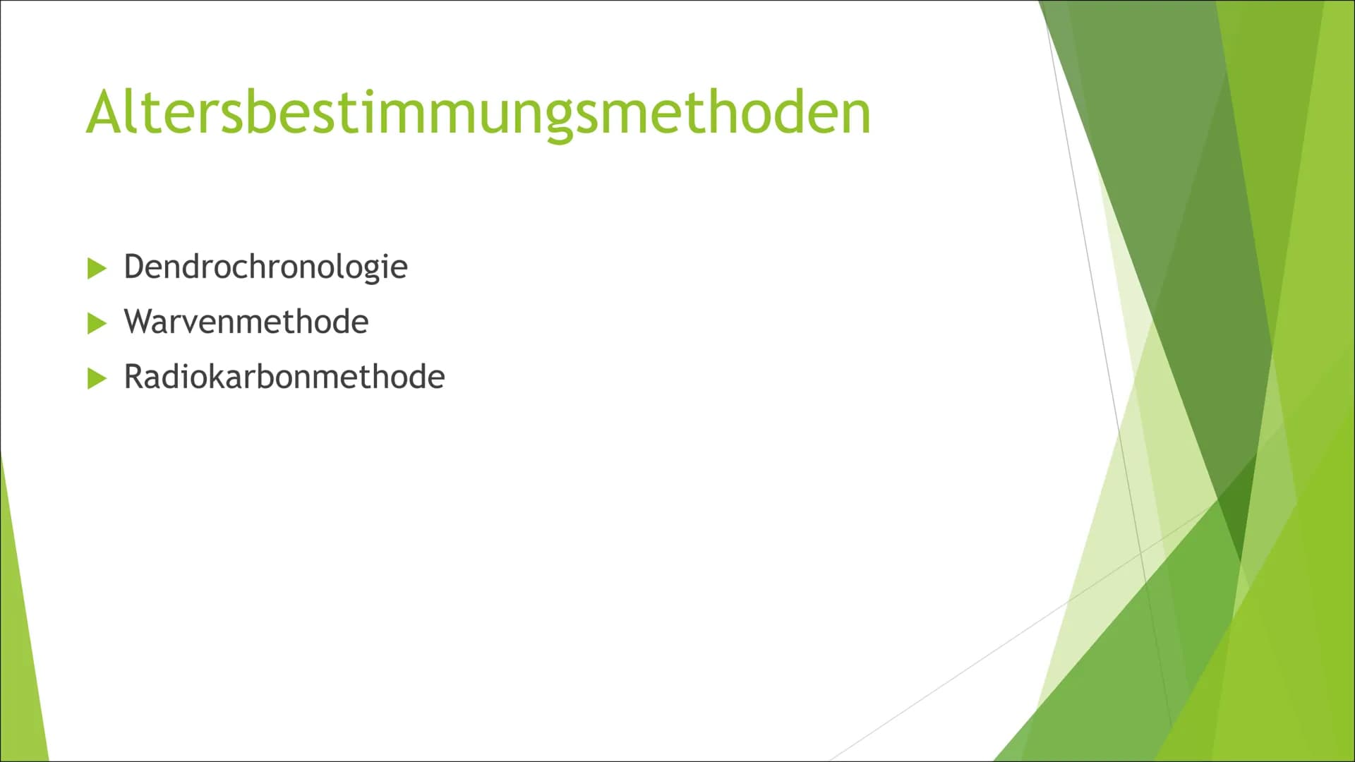 (Lebende) Fossilien und
Brückentiere
Liam Inhaltsverzeichnis
► Was sind Fossilien?
► Geschichte
► Ablauf Fossilisation
► Bedingungen Fossili
