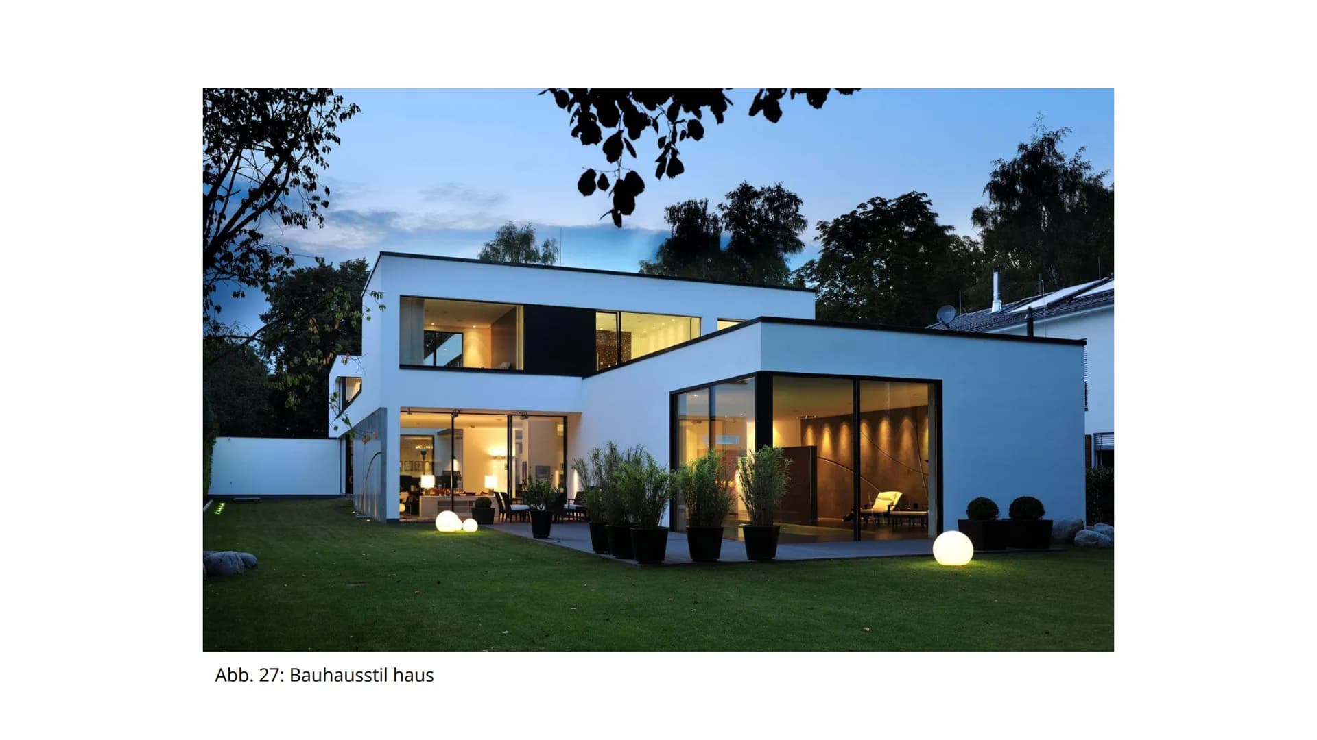 401
Abb. 27: Bauhausstil haus Das Bauhaus
Melissa und Sharon Gliederung
1. Definition und zeitliche Einordnung
2. Herkunft und Verbreitung
3