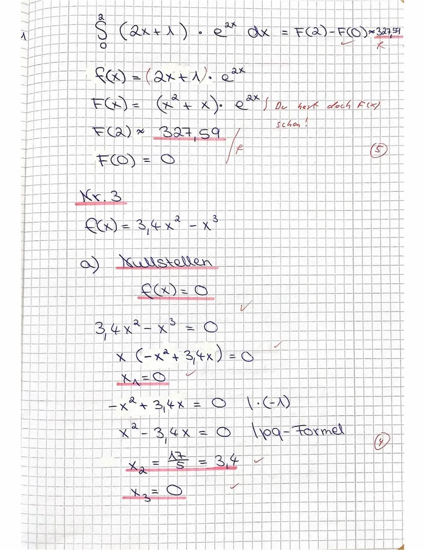 Jahrgang 12 (Q1)
A
Hinweis: Die Lösungswege müssen deutlich nachvollziehbar sein
Grundkurs Mathematik
Nr.1 Berechne den Inhalt der Fläche, d