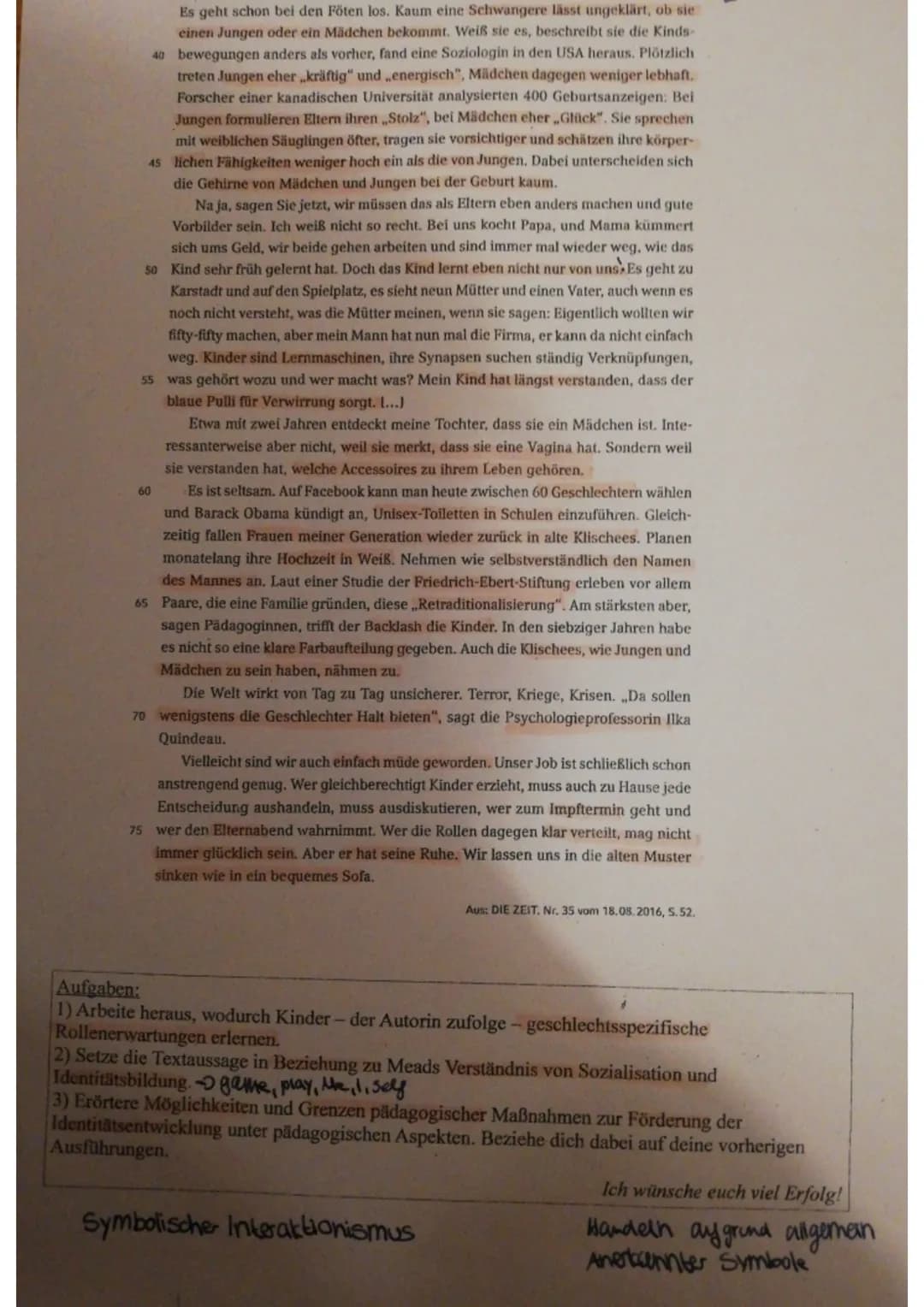 
<p>EMILIA SMECHOWSKI</p>
<p>Emilia Smochowski beschreibt ihre Erfahrung mit Gender-Marketing und deren Auswirkungen auf die Gleichheit der 