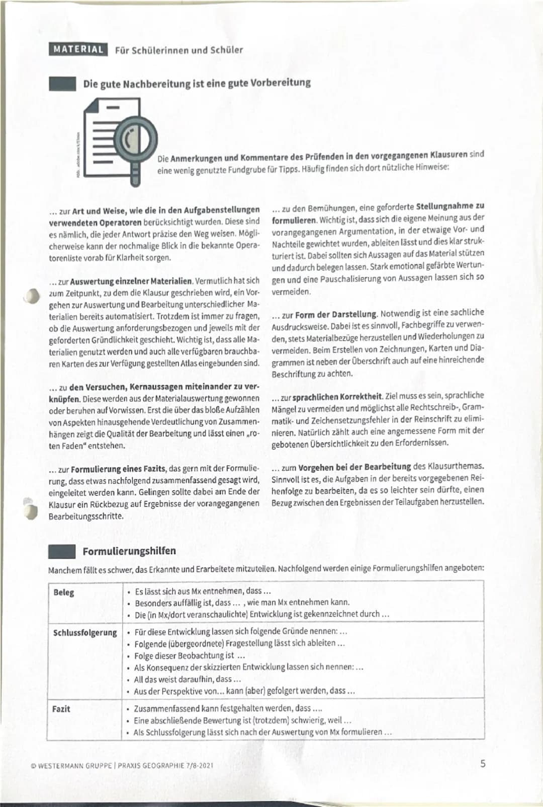 HeftPlusWeb Tipps für Klausuren
Formulierungshilfen zur Karteninterpretation
Untersuchungsgebiete beschreiben
⚫XY ist eine Region im Osten B