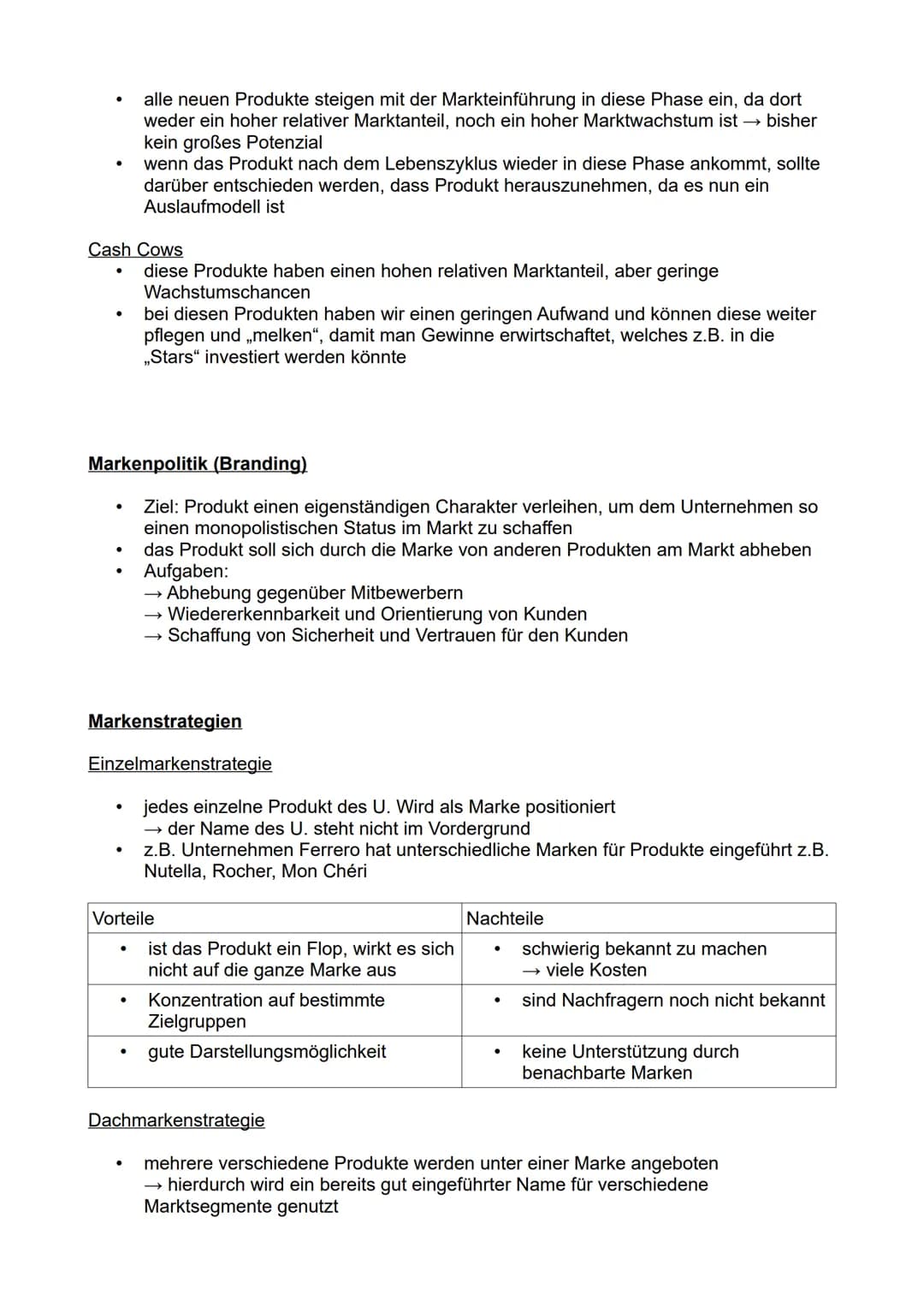 Definition:
●
Aufgabe:
1. Produktgestaltung
2. Servicegestaltung
enthält sämtliche Entscheidungen und Handlungen, welche sich mit dem Produk