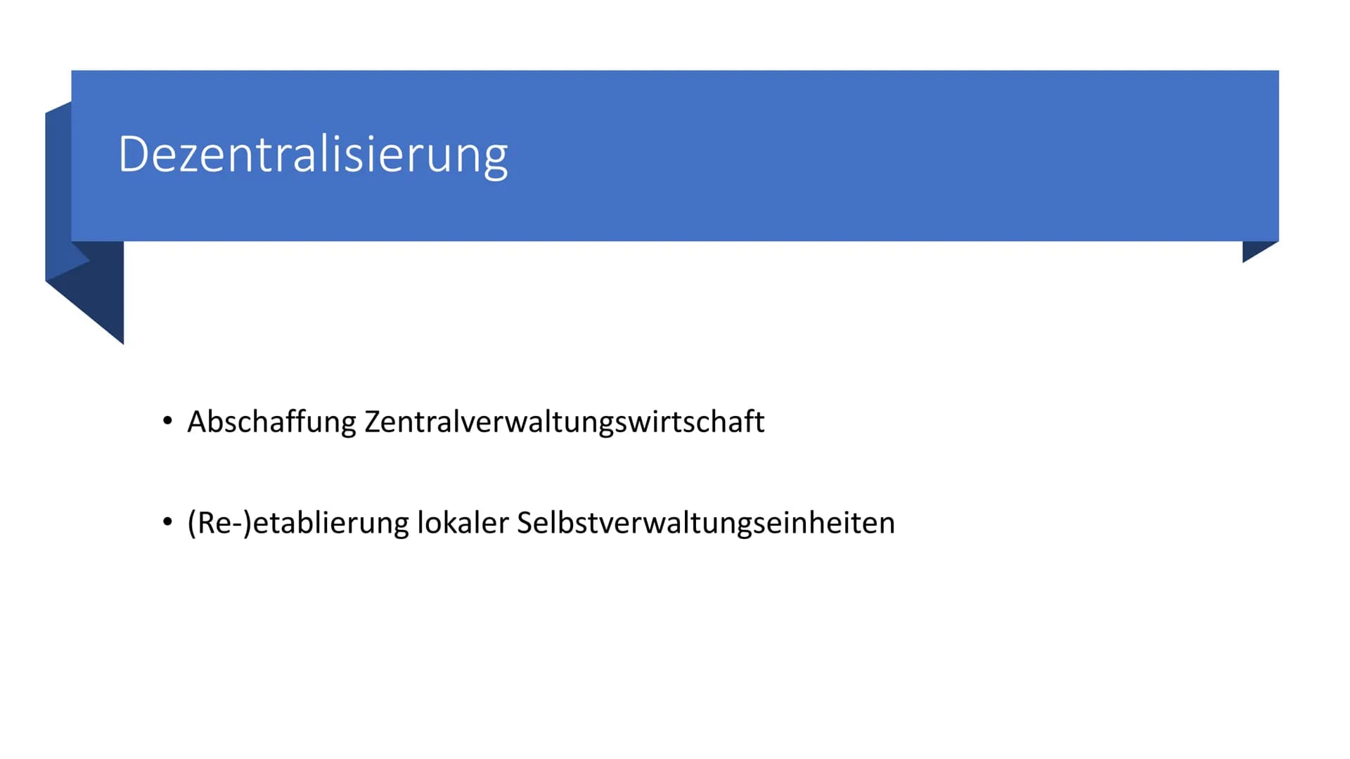 Potsdamer
Konferenz
17. Juli bis 2. August 1945 Inhalt
• Vorgeschichte
●
Ausgangssituation/Ziele
Themen
●
• Folgen
Bedeutung
• Kritische Bew