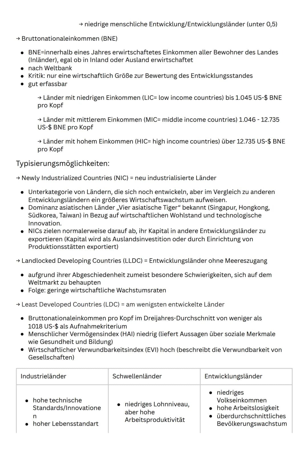 Ausgewählte
Weltwirtschaftsregionen im
Wandel
Globalisierung = Prozess zunehmender Verpflechtung in den Bereichen Wirtschat, Politik,
Kultur