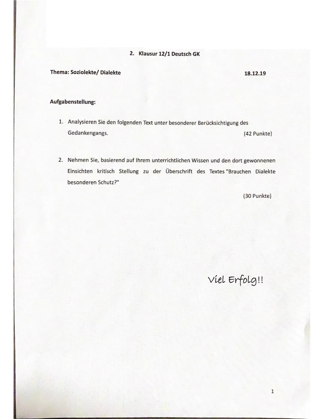 
<p>Soziolekte und Dialekte im Deutschen sind verschiedene Sprachvarietäten, die sich in ihrer Verwendung und sozialen Bedeutung unterscheid