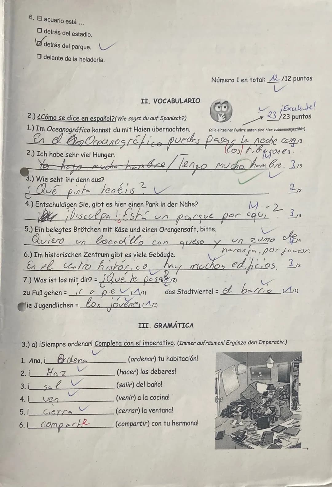 Yo me llamo:
I. COMPRENDER UN TEXTO (= einen Text verstehen)-
¿Está lejos?
1.) Lee el diálogo y marca la casilla correcta. | Lies den Dialog