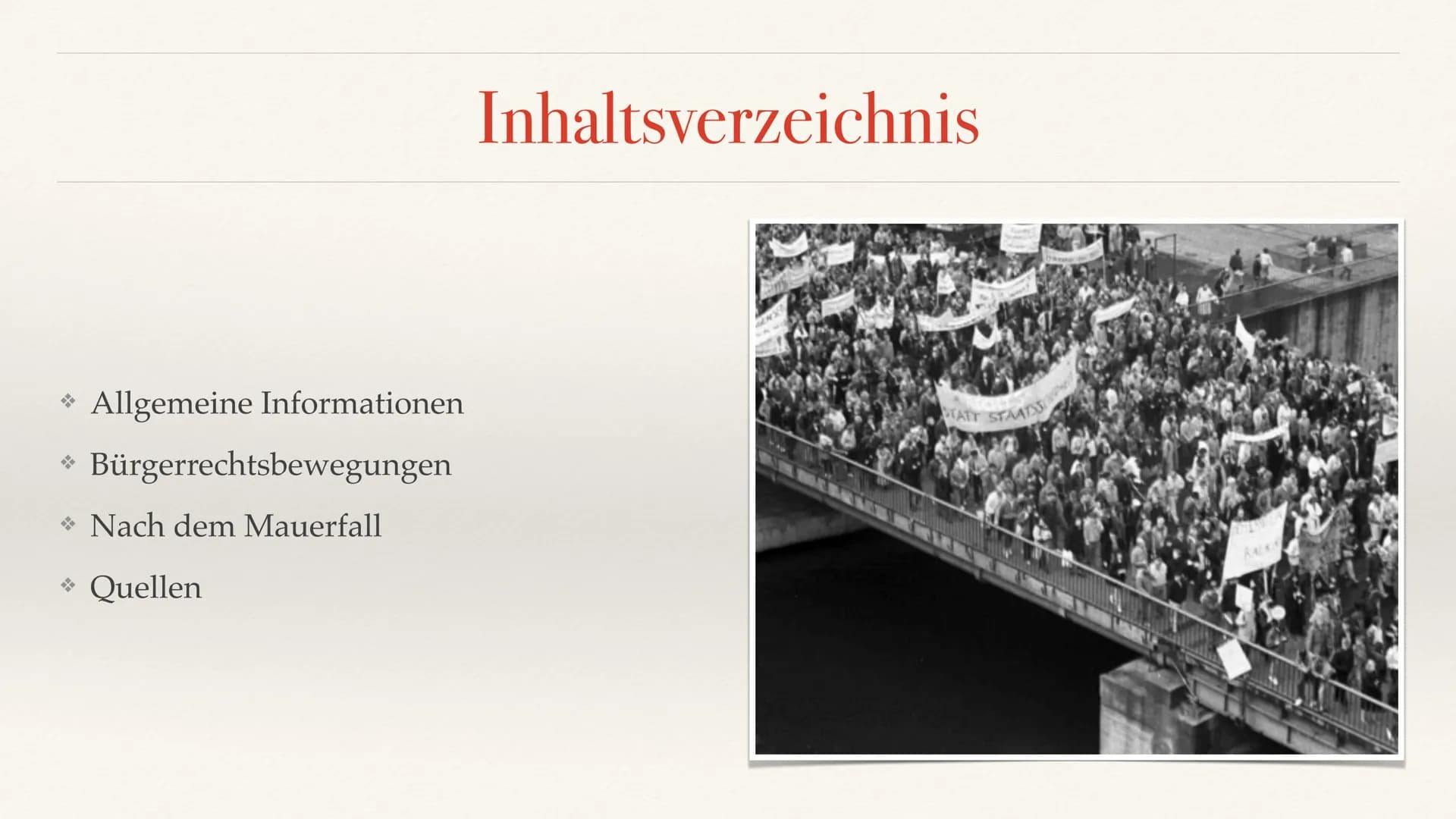 JAH
der DDR
EINEGE
wir erkaren
CSS
Forden
Schulen
PUSSCHAUSPEL
be
Meinungsfreiheit
Demonstrationsrecht
Versammlungsfreiheit
Bürgerrechtsbewe