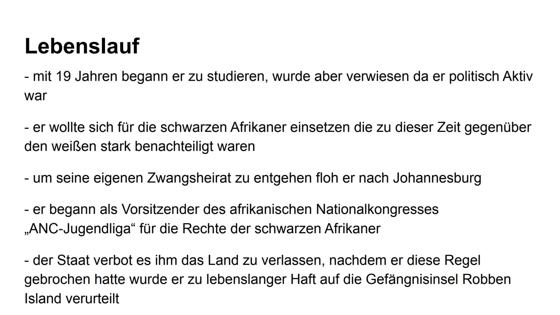 Nelson Mandela
Ein Held im Alltag Gliederung
1. Steckbrief
2. Kindheit
3. Lebenslauf
4. Ein paar Fakten
5. Warum habe ich ihn ausgewählt? St