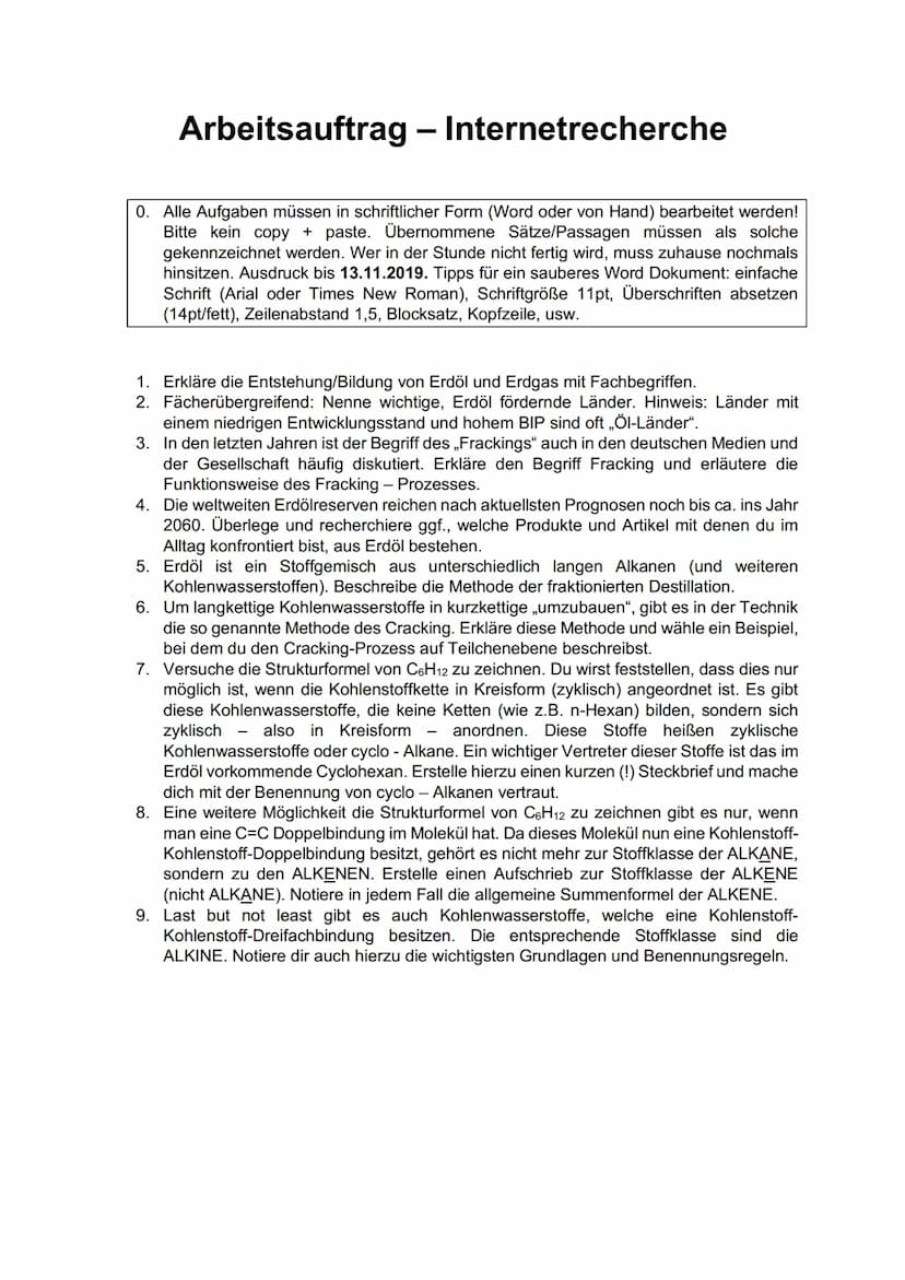 RECHERCHеaRBEIT
Die Entstehung/Bildung von Erdöl und Erdgas
Erdöl ist ein aus Meeresorganismen zusammengesetzter Stoff, der einst aus totem 