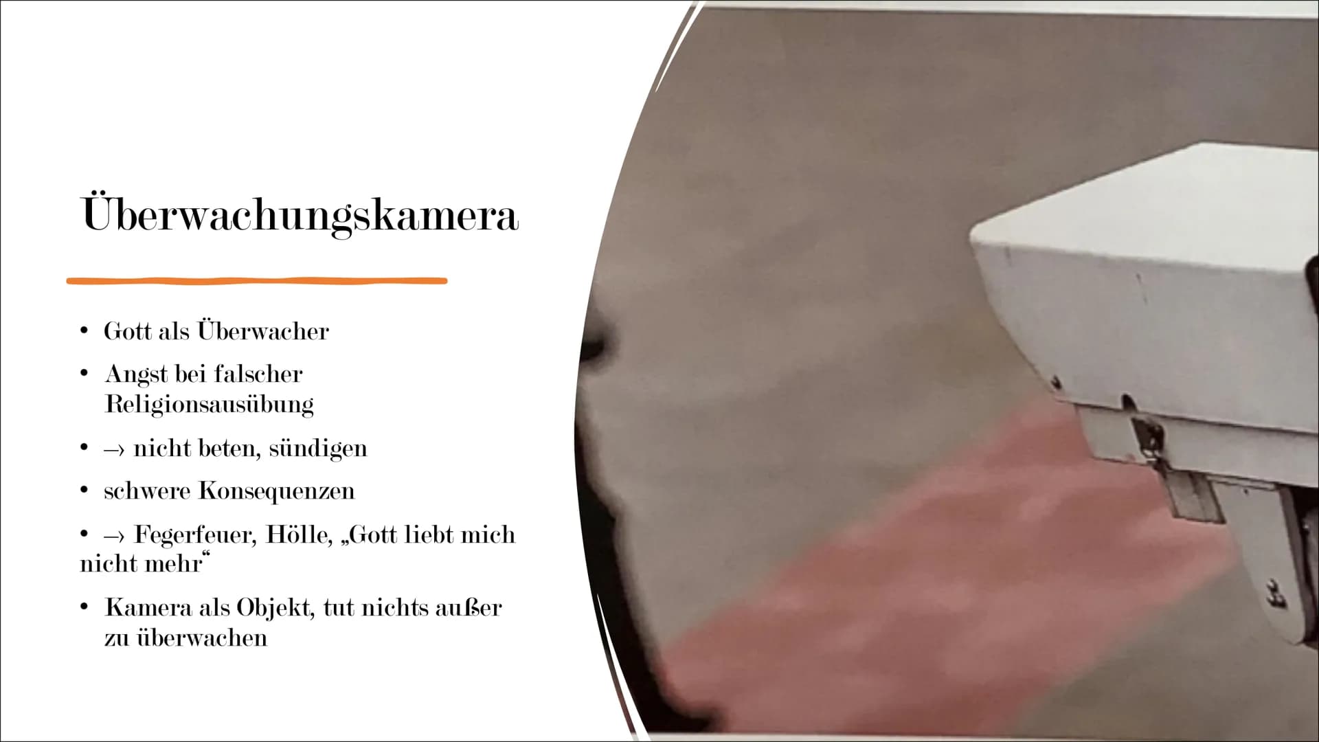Sigmund Freud –
Religionskritik
Lena, Hosna, Johanna und Leonie Inhalt
• Wer ist Sigmund Freud?
●
●
●
Religion als Neurose
Inwiefern kritisi