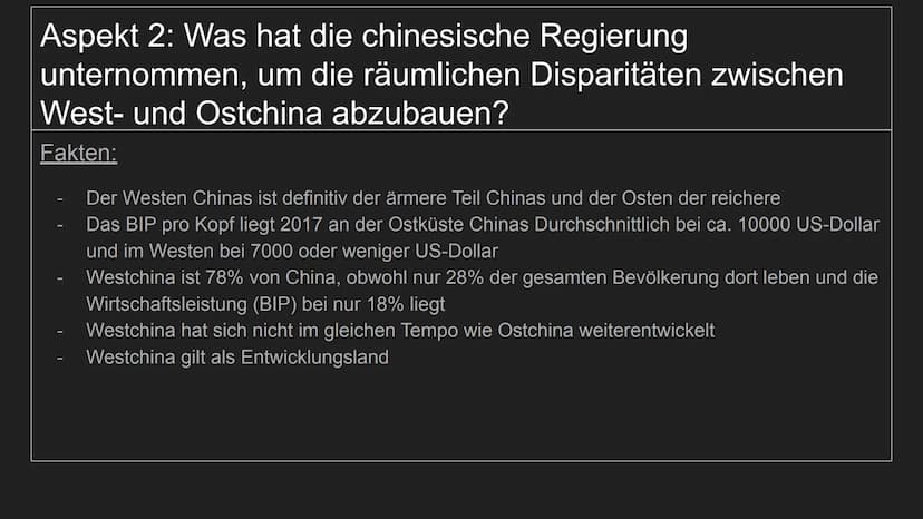Entwicklungsstrategien von
China
von Henry und Tjaard
TH
10
***** Aspekt 1 (Fokus): Welche
chinesische Regierung verfolgt und welchen
Entwic