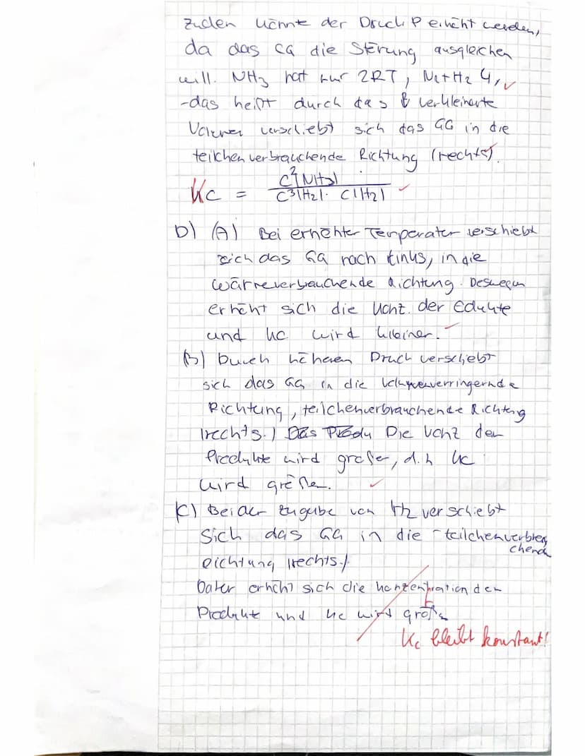 Chemie 1
Name:
Note: 12
рте
= EST THO
1) In einem Experiment wird Propansäure (P) mit Ethanol (E) unter Einwirkung eines
Katalysators zur Re