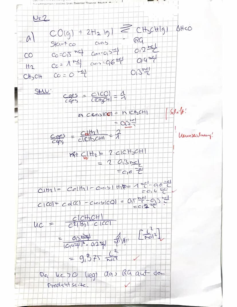 Chemie 1
Name:
Note: 12
рте
= EST THO
1) In einem Experiment wird Propansäure (P) mit Ethanol (E) unter Einwirkung eines
Katalysators zur Re