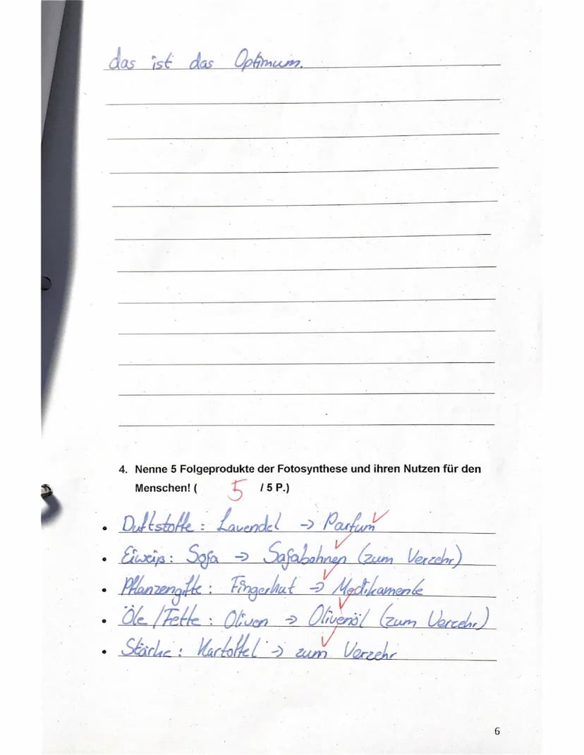Klassenarbeit Biologie 7f
Thema: Fotosynthese + Zellatmung
Name: Elisa
1. Van Helmont, ein niederländischer Wissenschaftler des 17.
Jahrhund